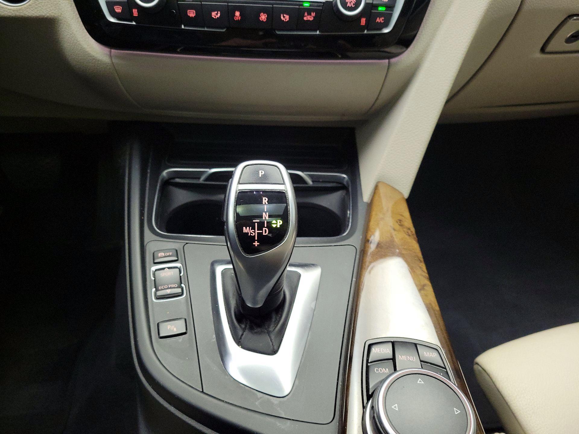 Thumbnail: 2017 BMW 3 Series - 18