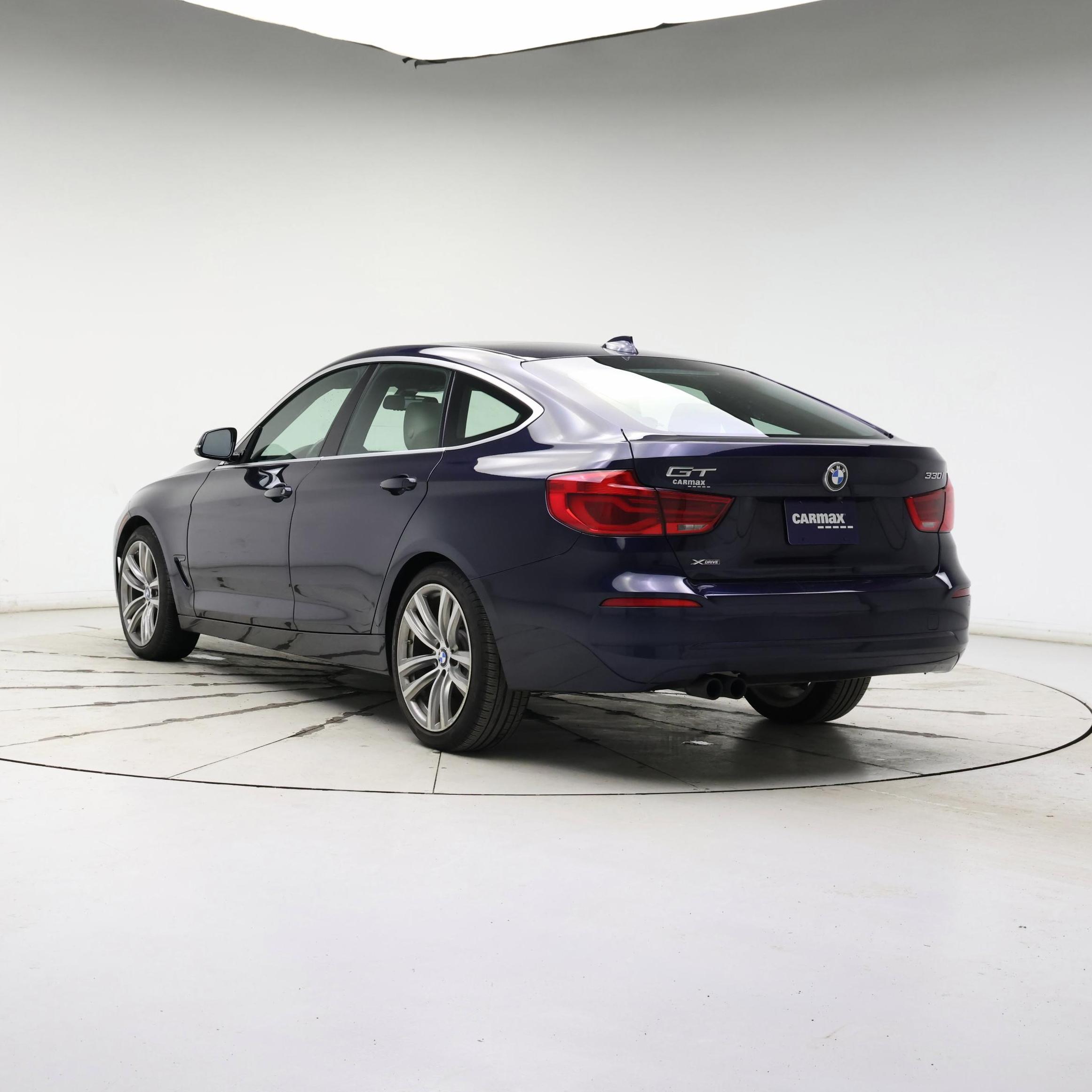 Thumbnail: 2017 BMW 3 Series - 2