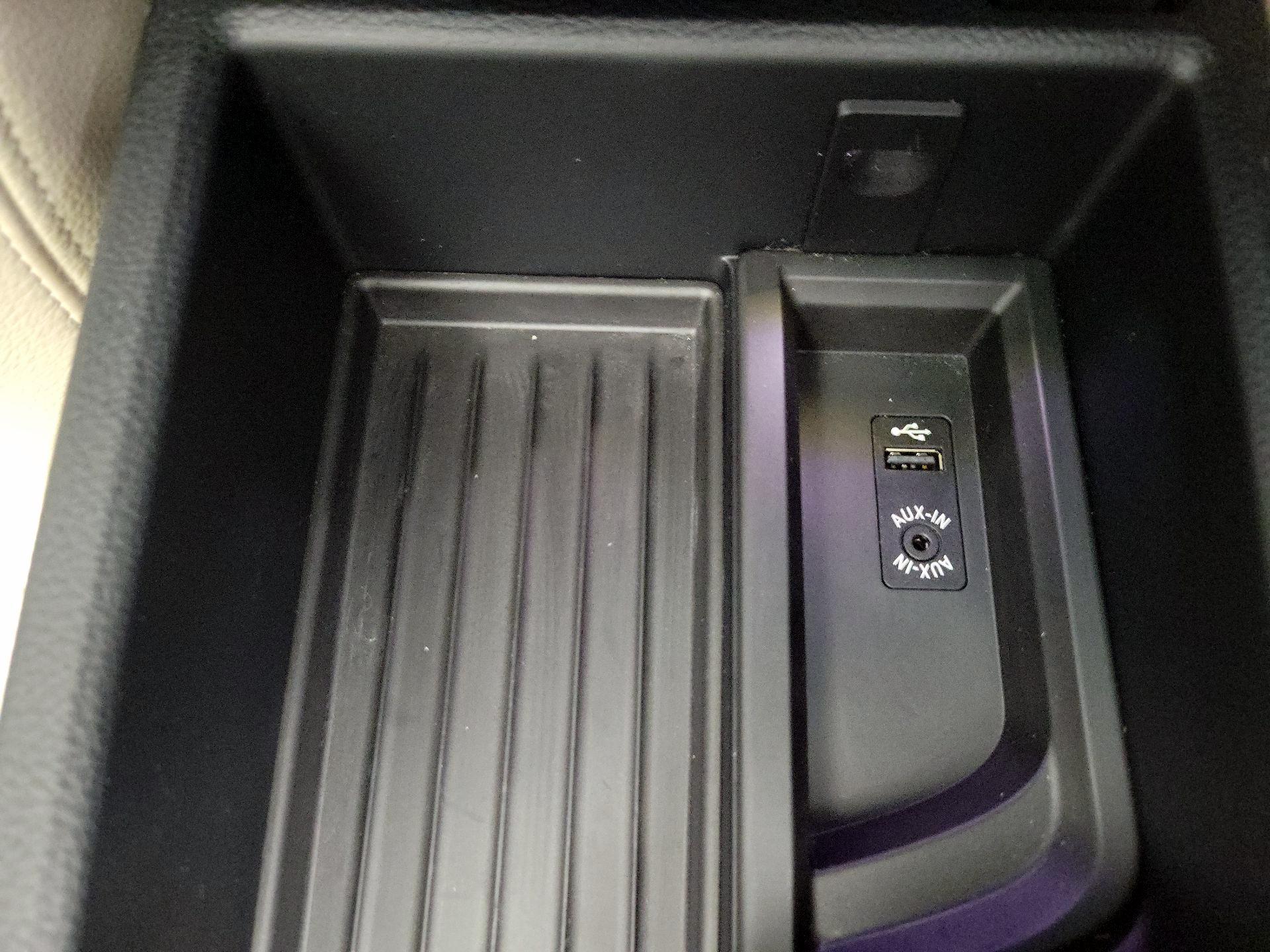 Thumbnail: 2017 BMW 3 Series - 19