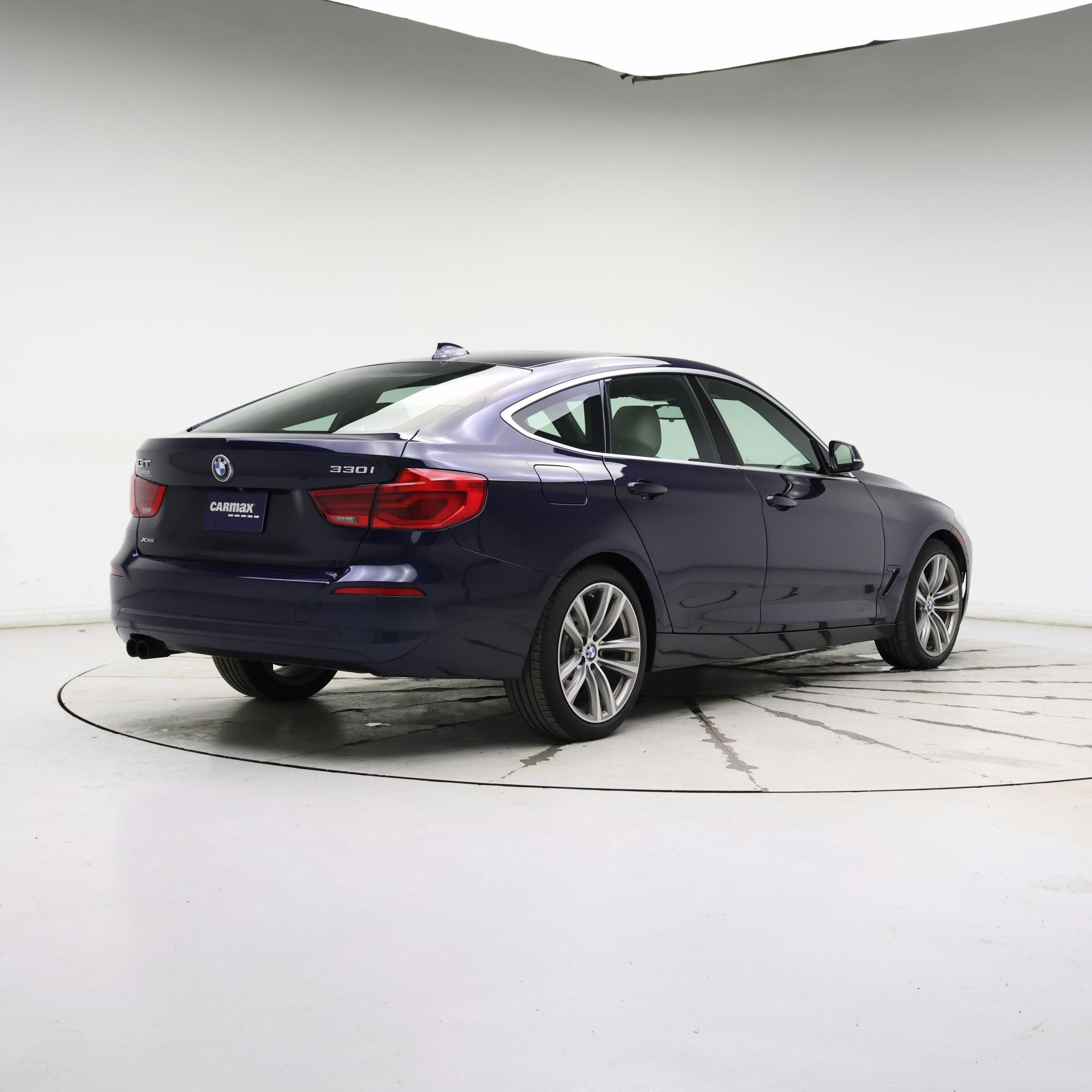 Thumbnail: 2017 BMW 3 Series - 8