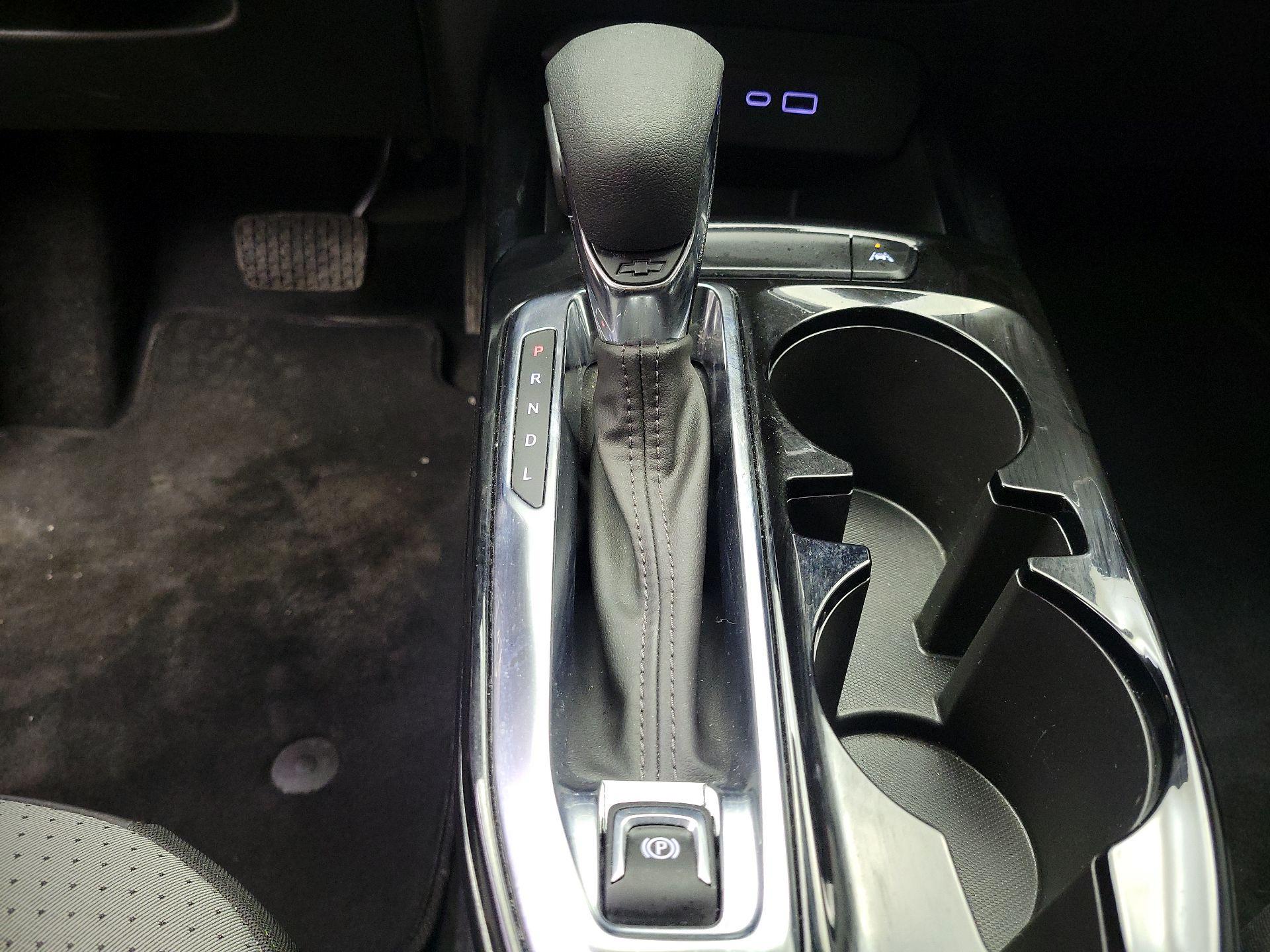 Thumbnail: 2024 Chevrolet Trax - 16