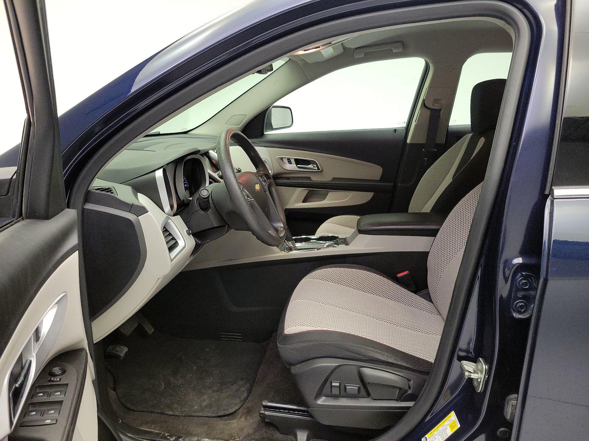 Thumbnail: 2016 Chevrolet Equinox - 11