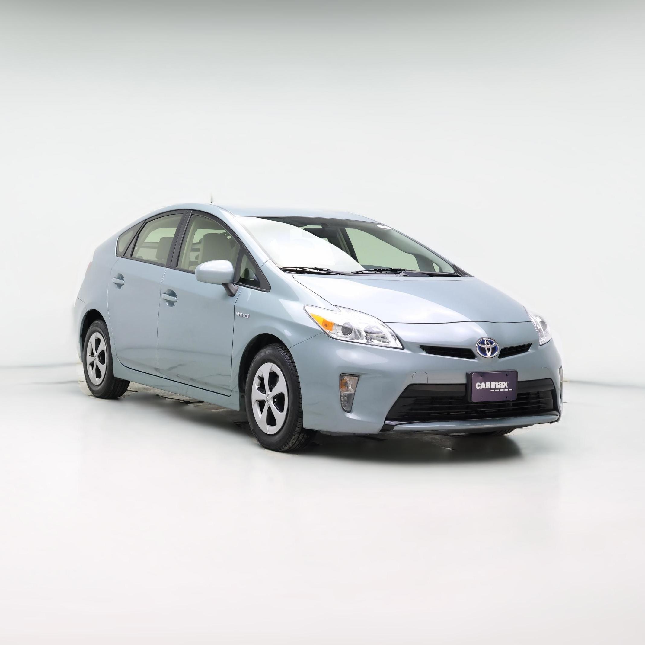Thumbnail: 2015 Toyota Prius - 1