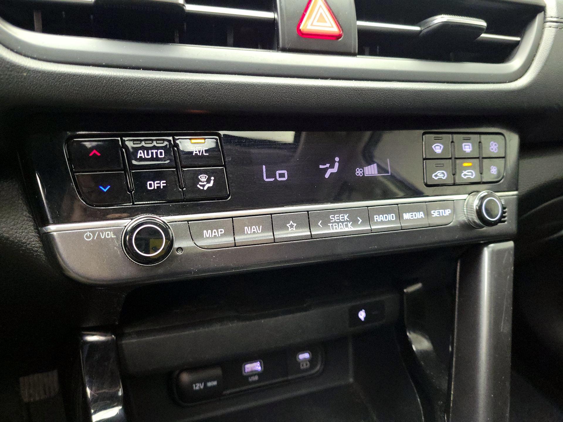 Thumbnail: 2024 Kia Seltos - 17