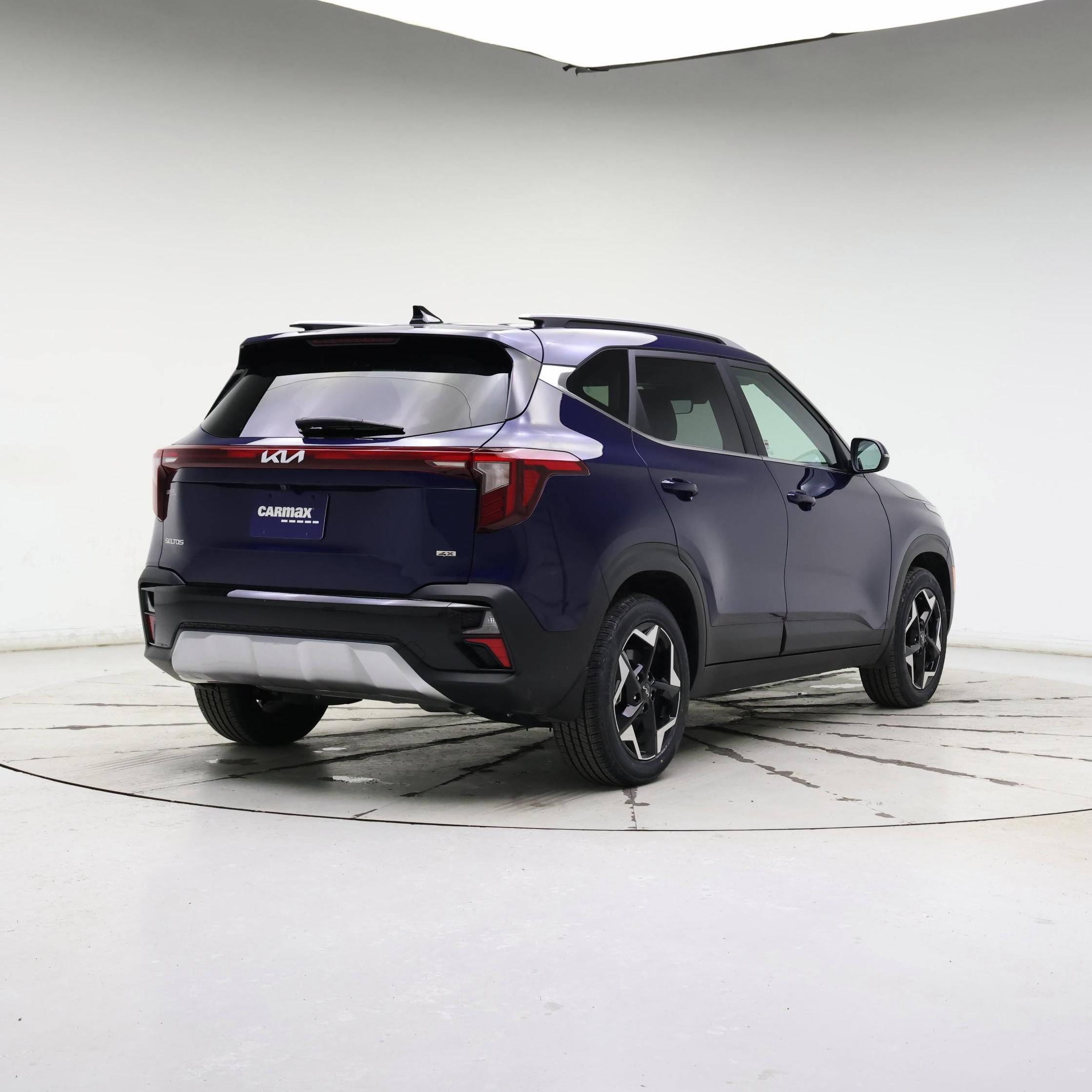 Thumbnail: 2024 Kia Seltos - 8