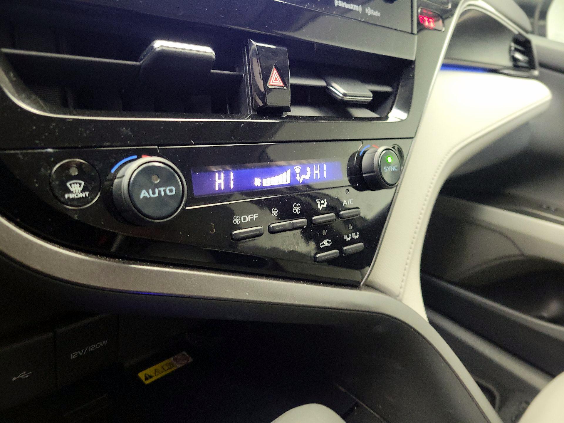 Thumbnail: 2024 Toyota Camry - 16