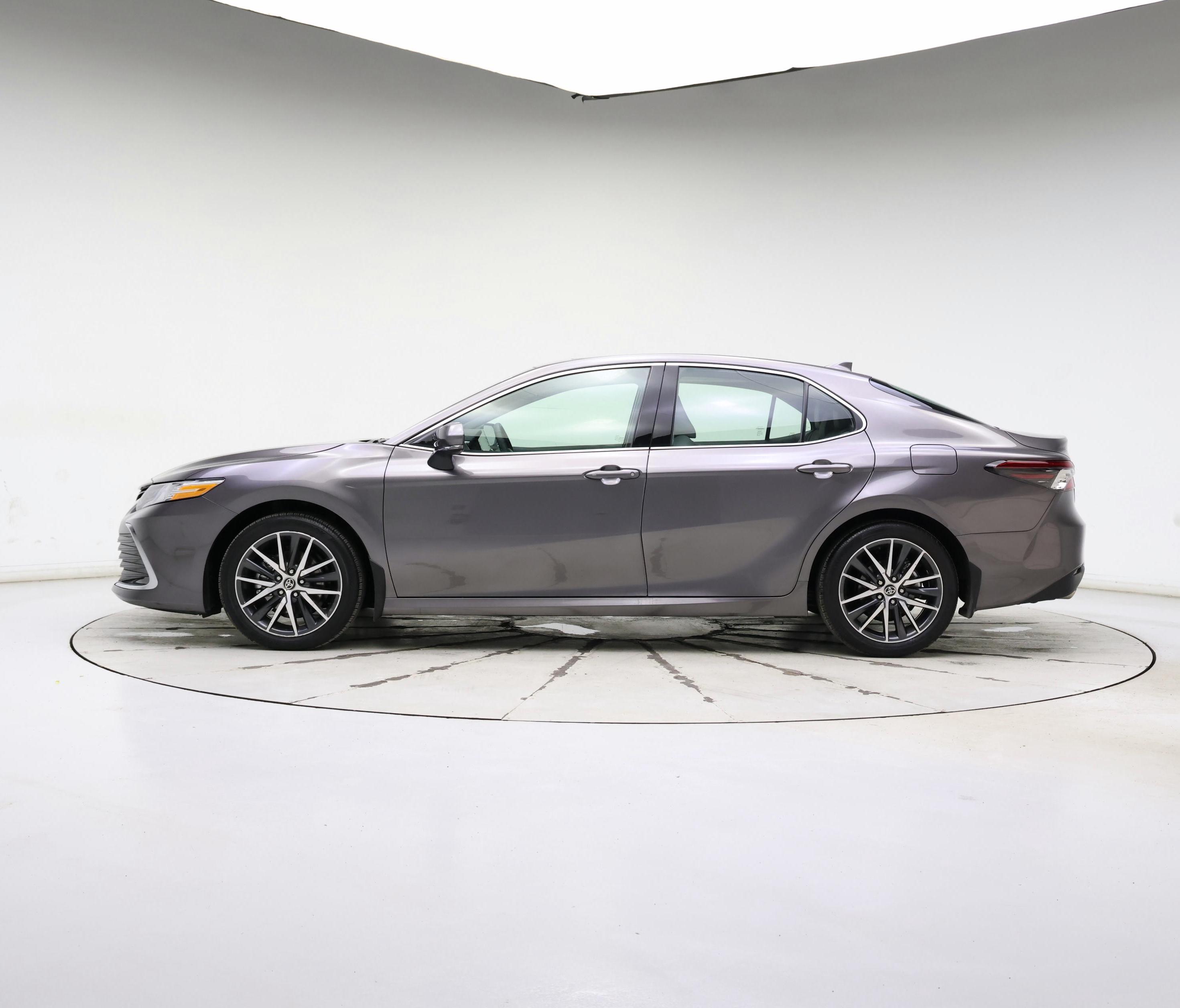 Thumbnail: 2024 Toyota Camry - 3