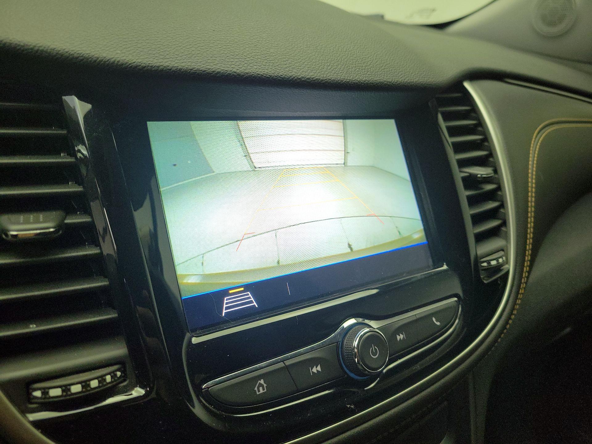 Thumbnail: 2018 Chevrolet Trax - 14