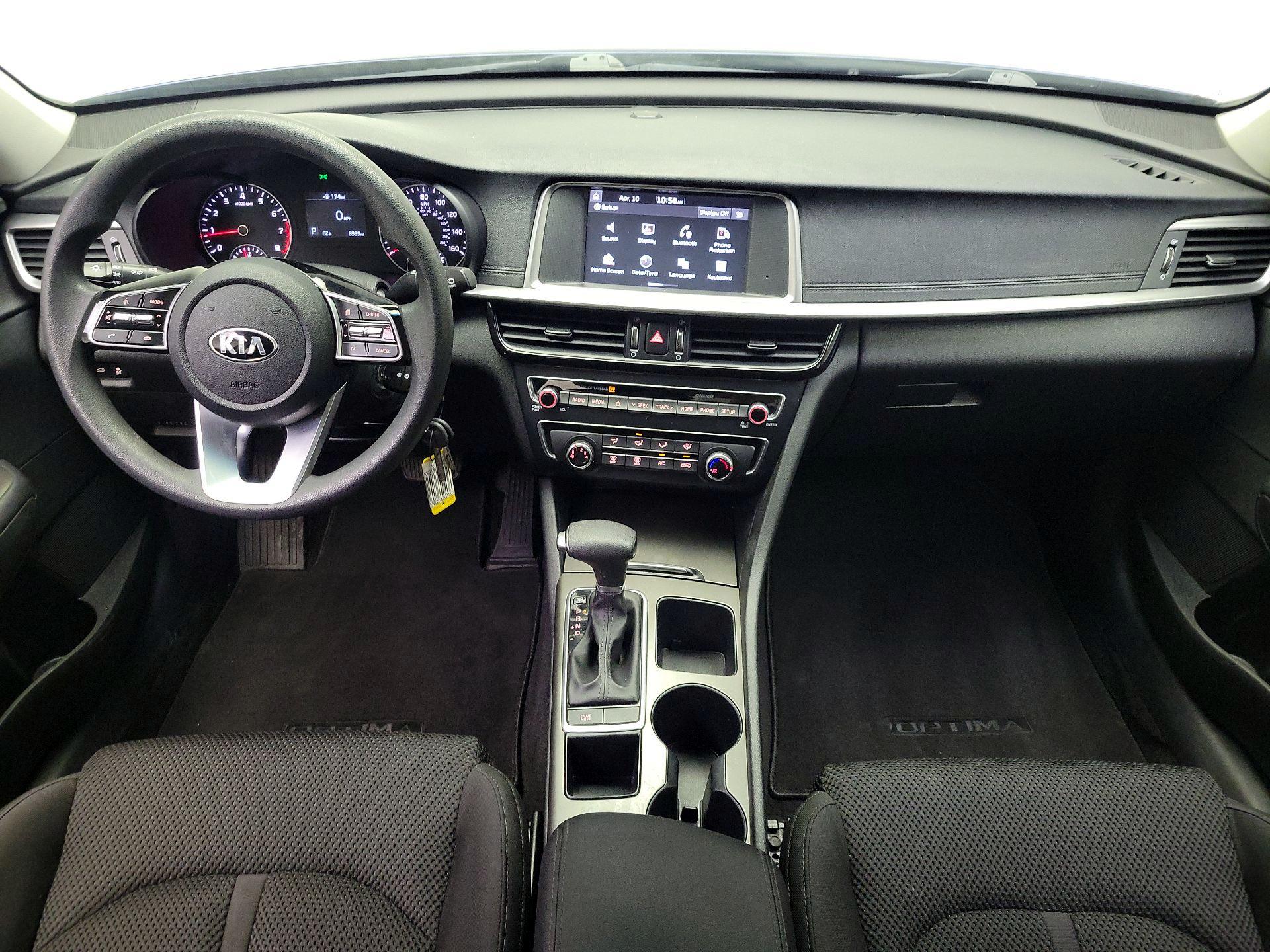 Thumbnail: 2019 Kia Optima - 9