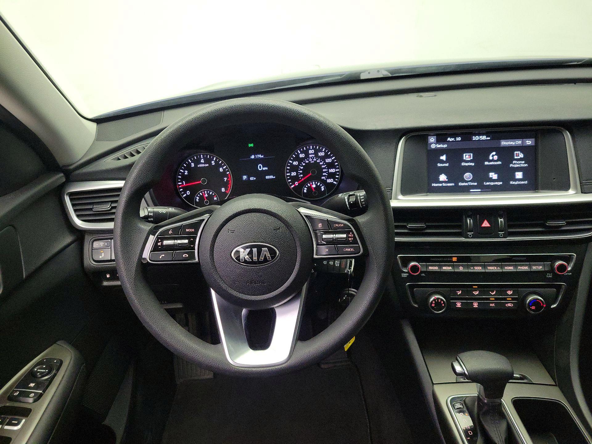 Thumbnail: 2019 Kia Optima - 10