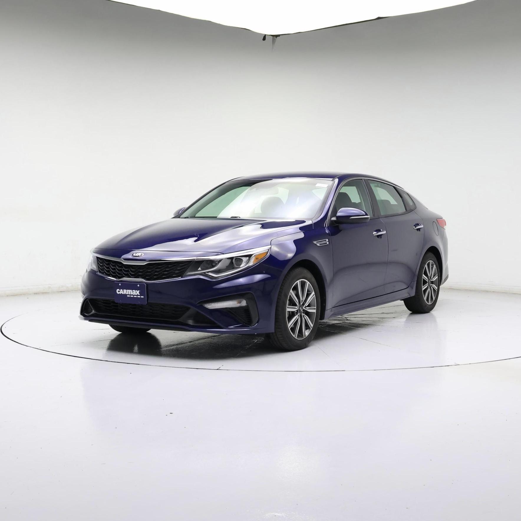Thumbnail: 2019 Kia Optima - 4