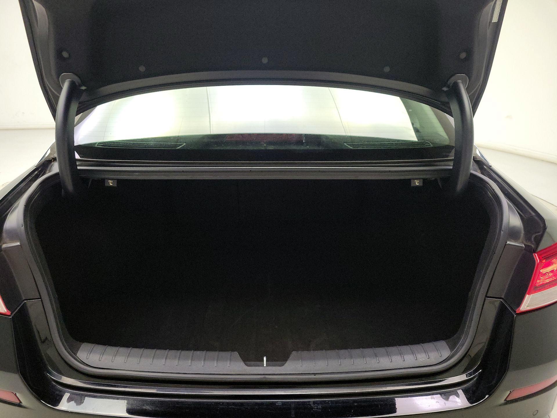 Thumbnail: 2019 Kia Optima - 20