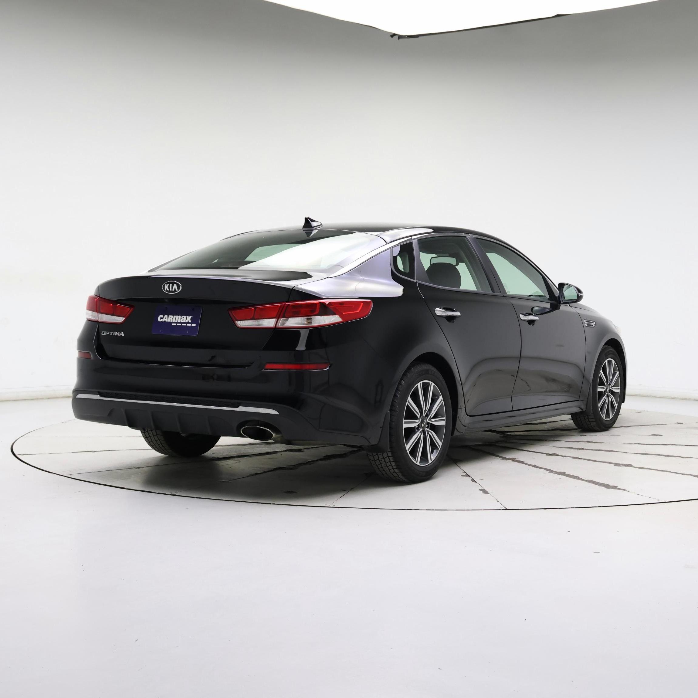 Thumbnail: 2019 Kia Optima - 8