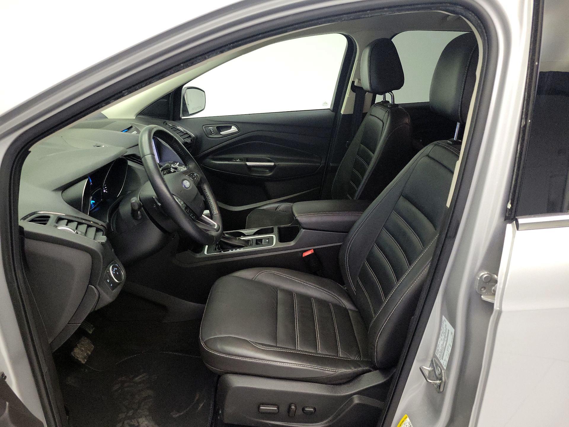 Thumbnail: 2017 Ford Escape - 11