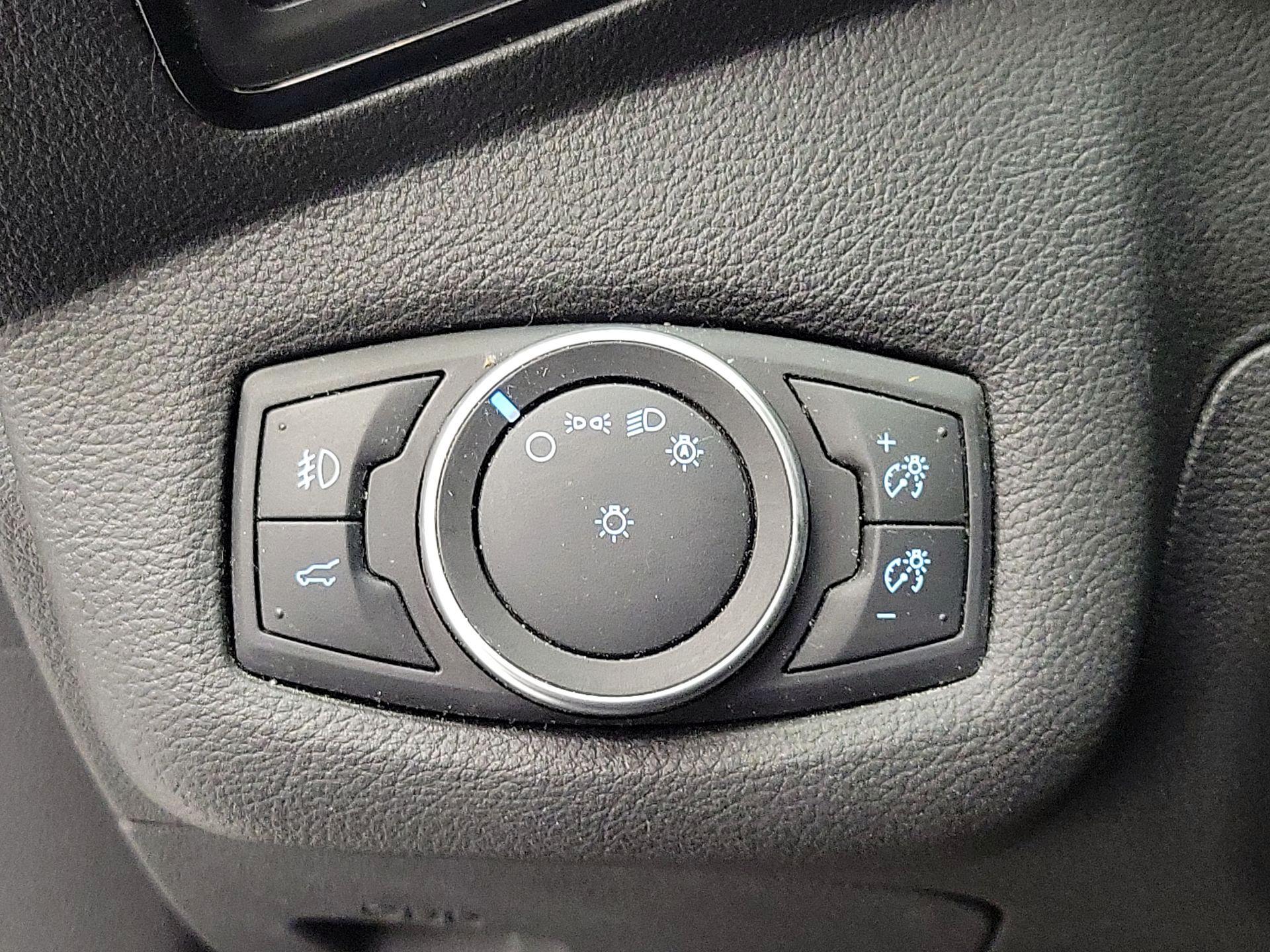 Thumbnail: 2017 Ford Escape - 13