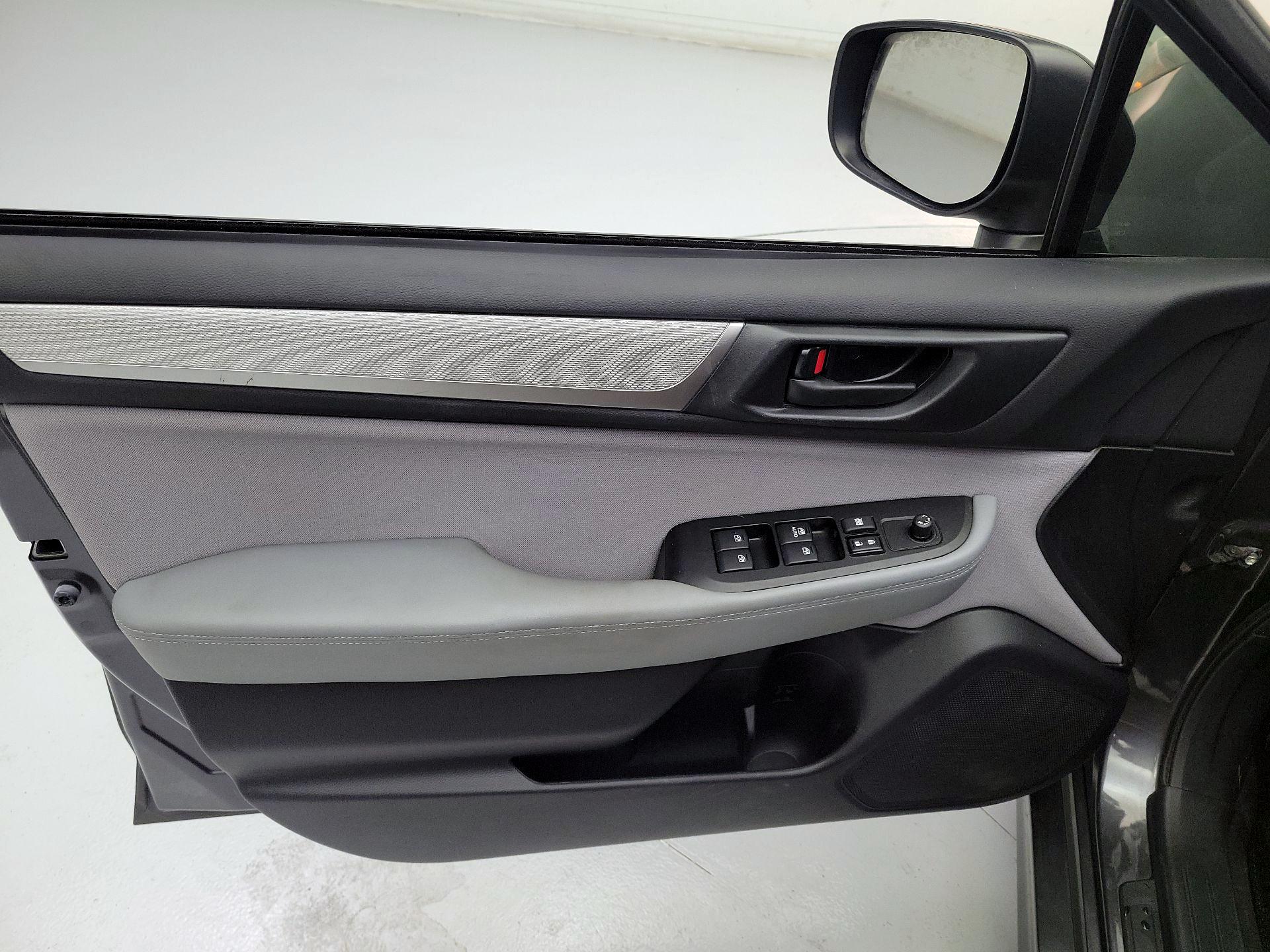 Thumbnail: 2018 Subaru Legacy - 12