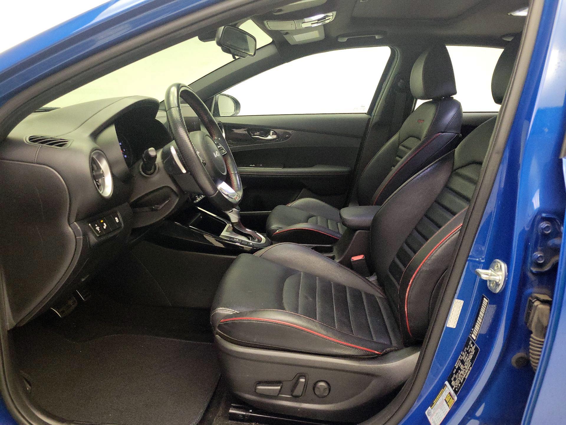 Thumbnail: 2022 Kia Forte - 11