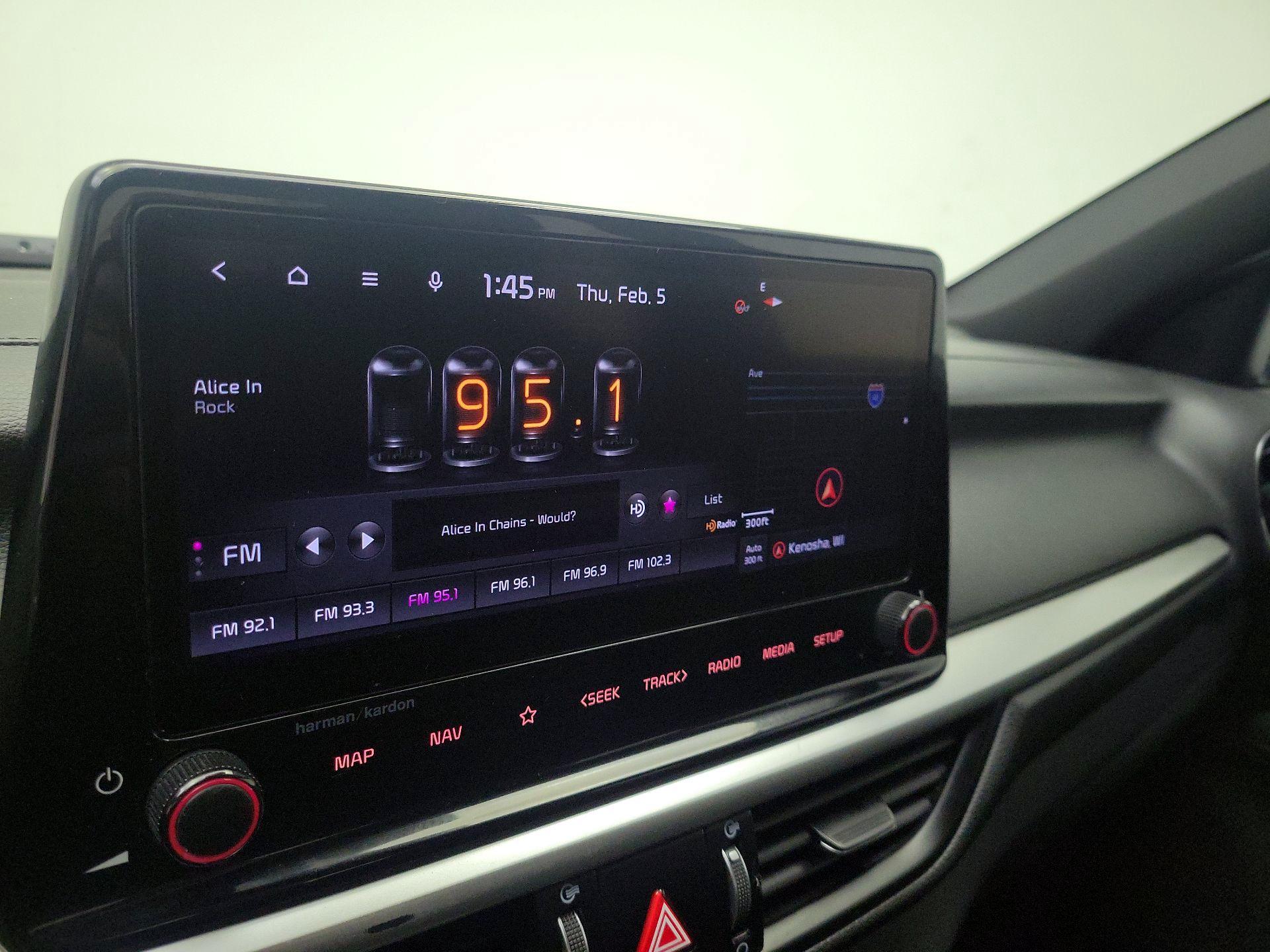 Thumbnail: 2022 Kia Forte - 15