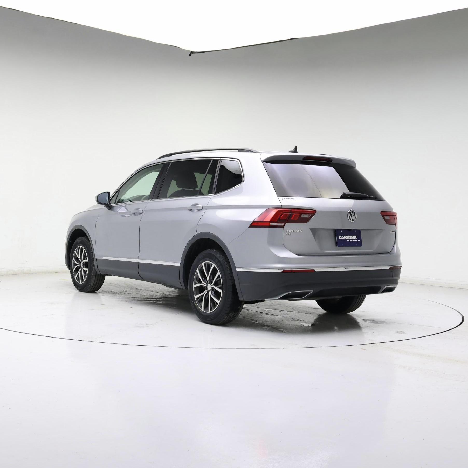 Thumbnail: 2020 Volkswagen Tiguan - 2