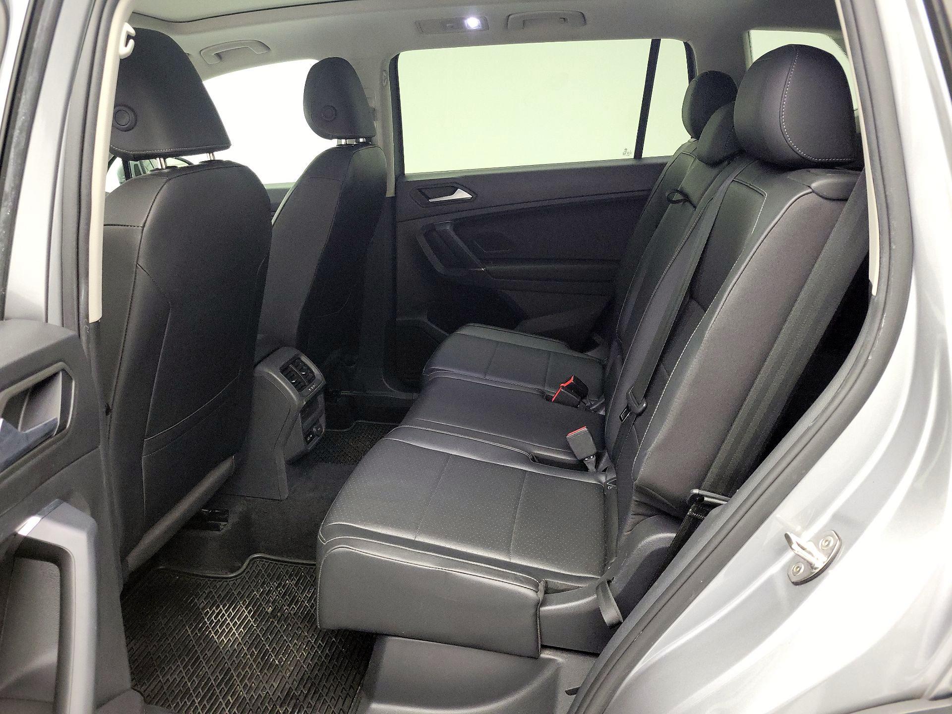 Thumbnail: 2020 Volkswagen Tiguan - 20