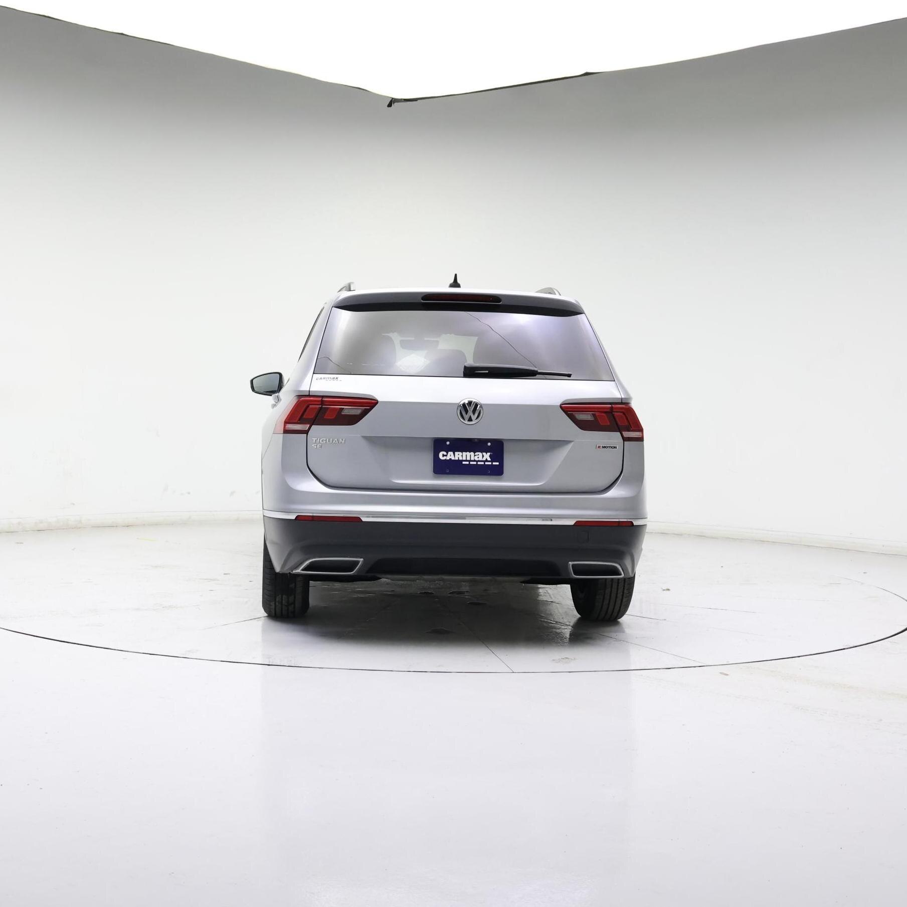 Thumbnail: 2020 Volkswagen Tiguan - 6