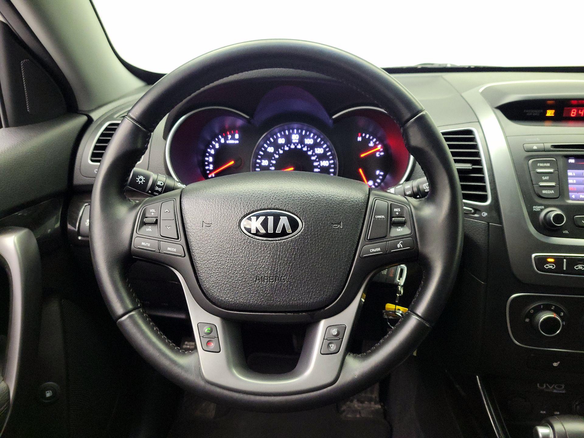 Thumbnail: 2014 Kia Sorento - 10