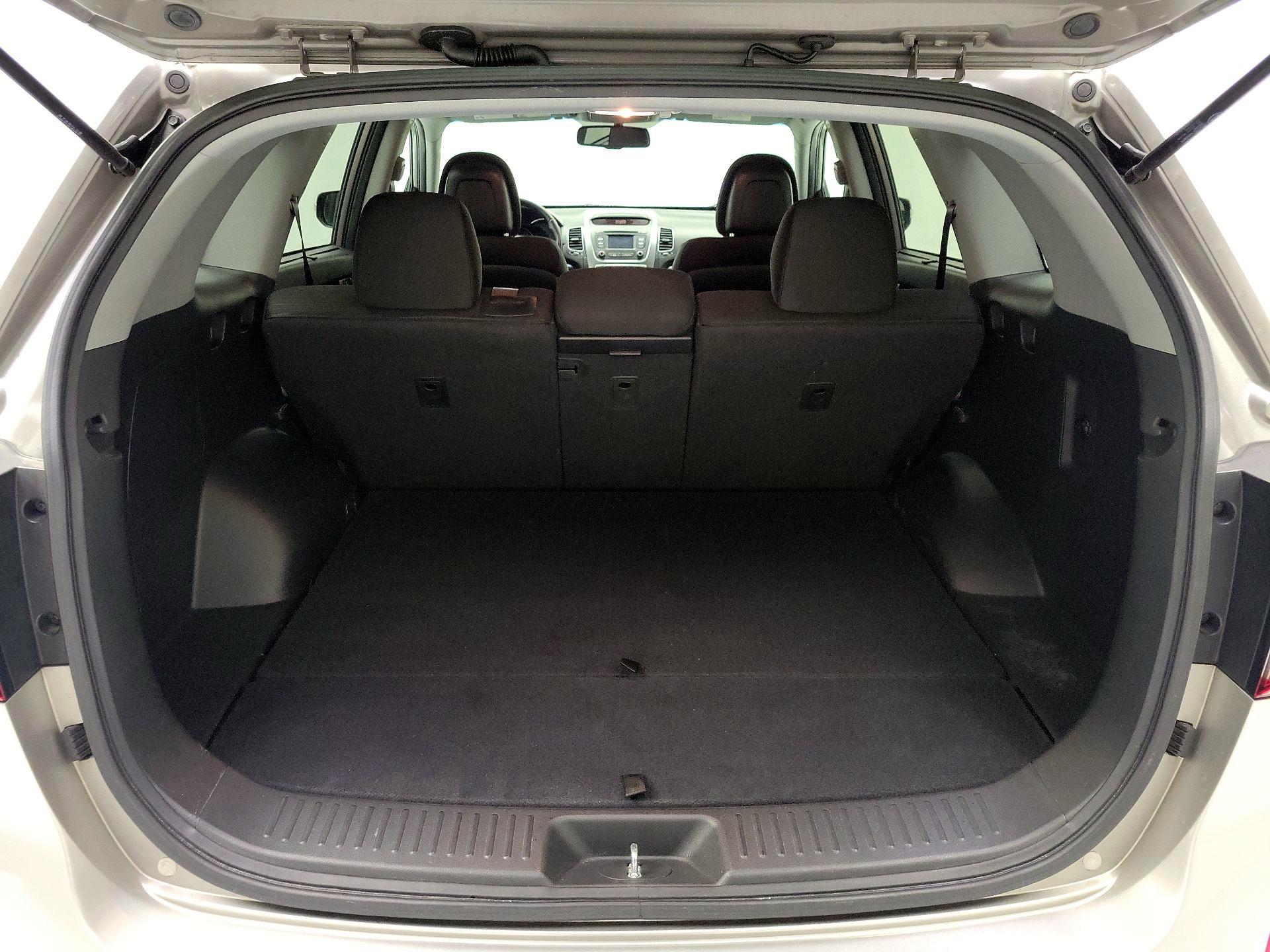 Thumbnail: 2014 Kia Sorento - 19