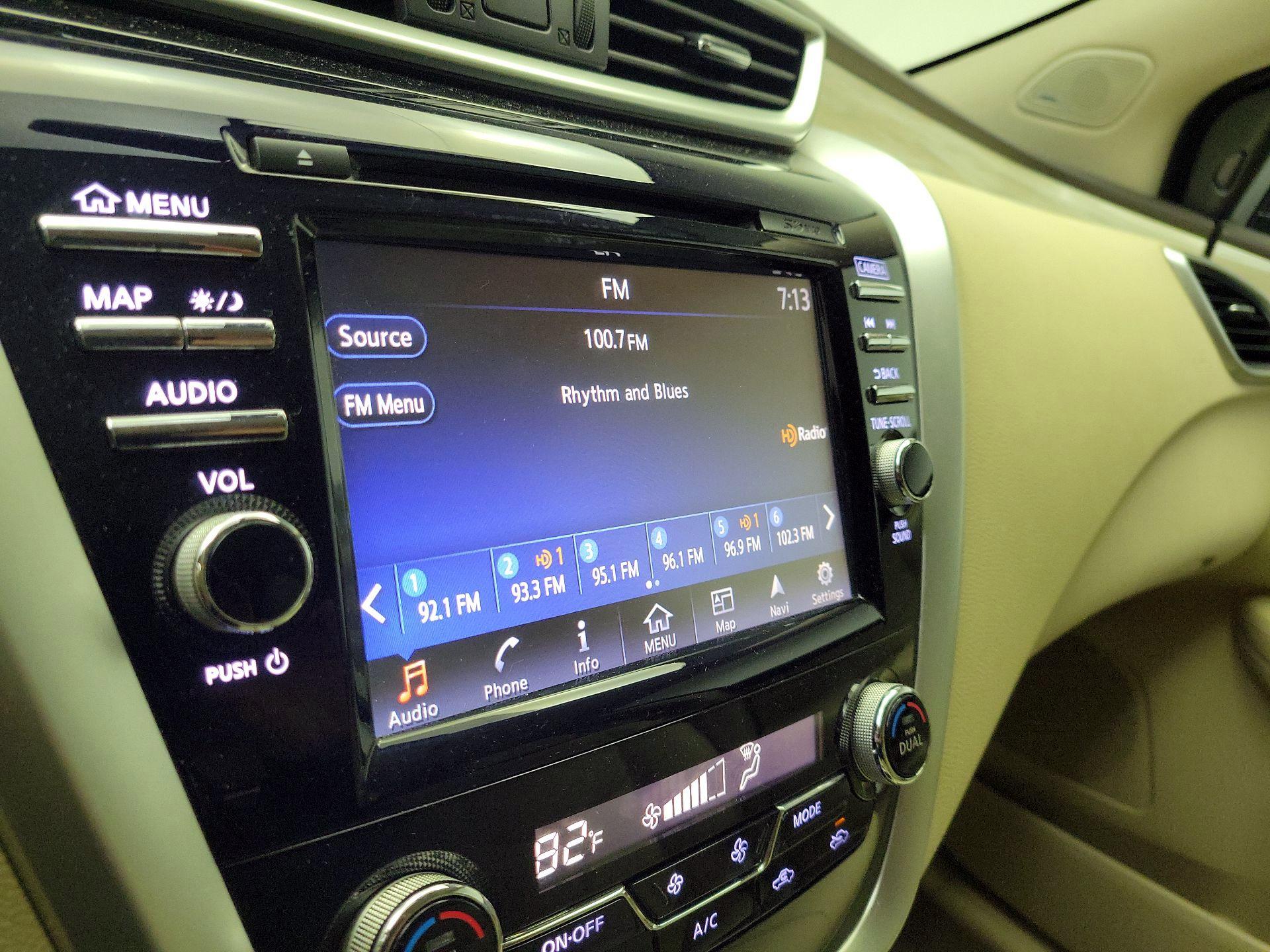 Thumbnail: 2017 Nissan Murano - 16