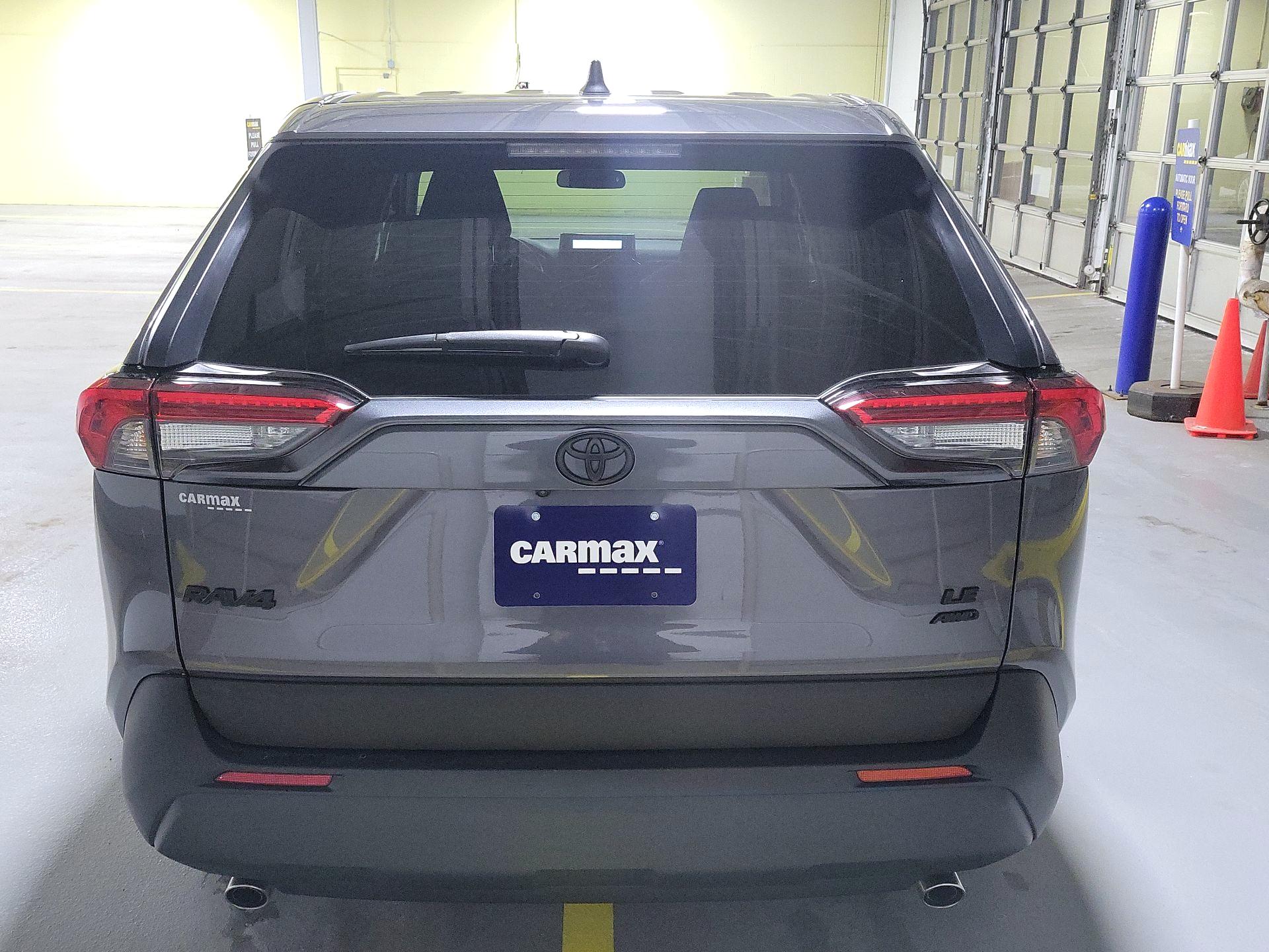 Thumbnail: 2025 Toyota RAV4 - 6