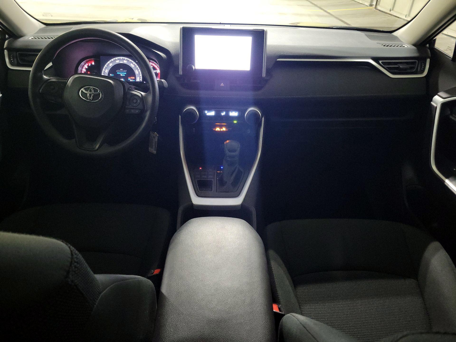 Thumbnail: 2025 Toyota RAV4 - 8