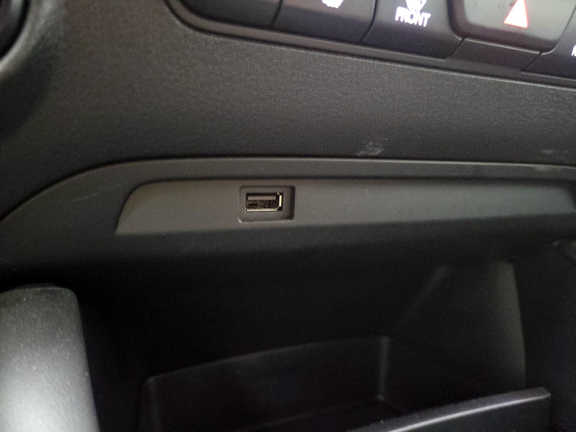 Thumbnail: 2019 Mazda Mazda3 - 18