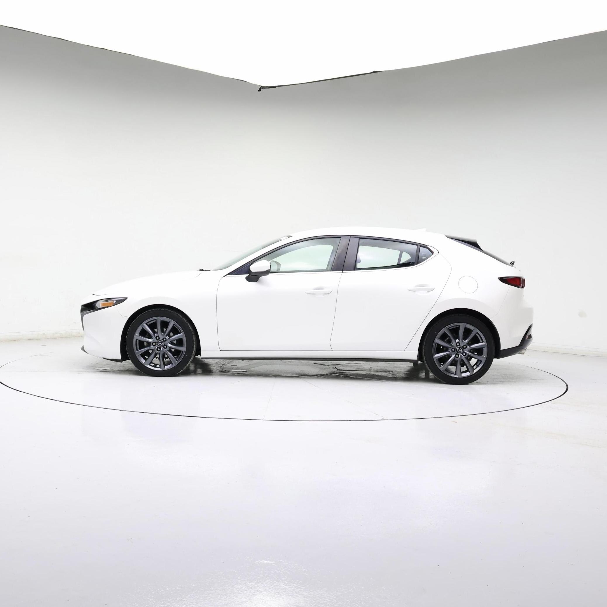 Thumbnail: 2019 Mazda Mazda3 - 3