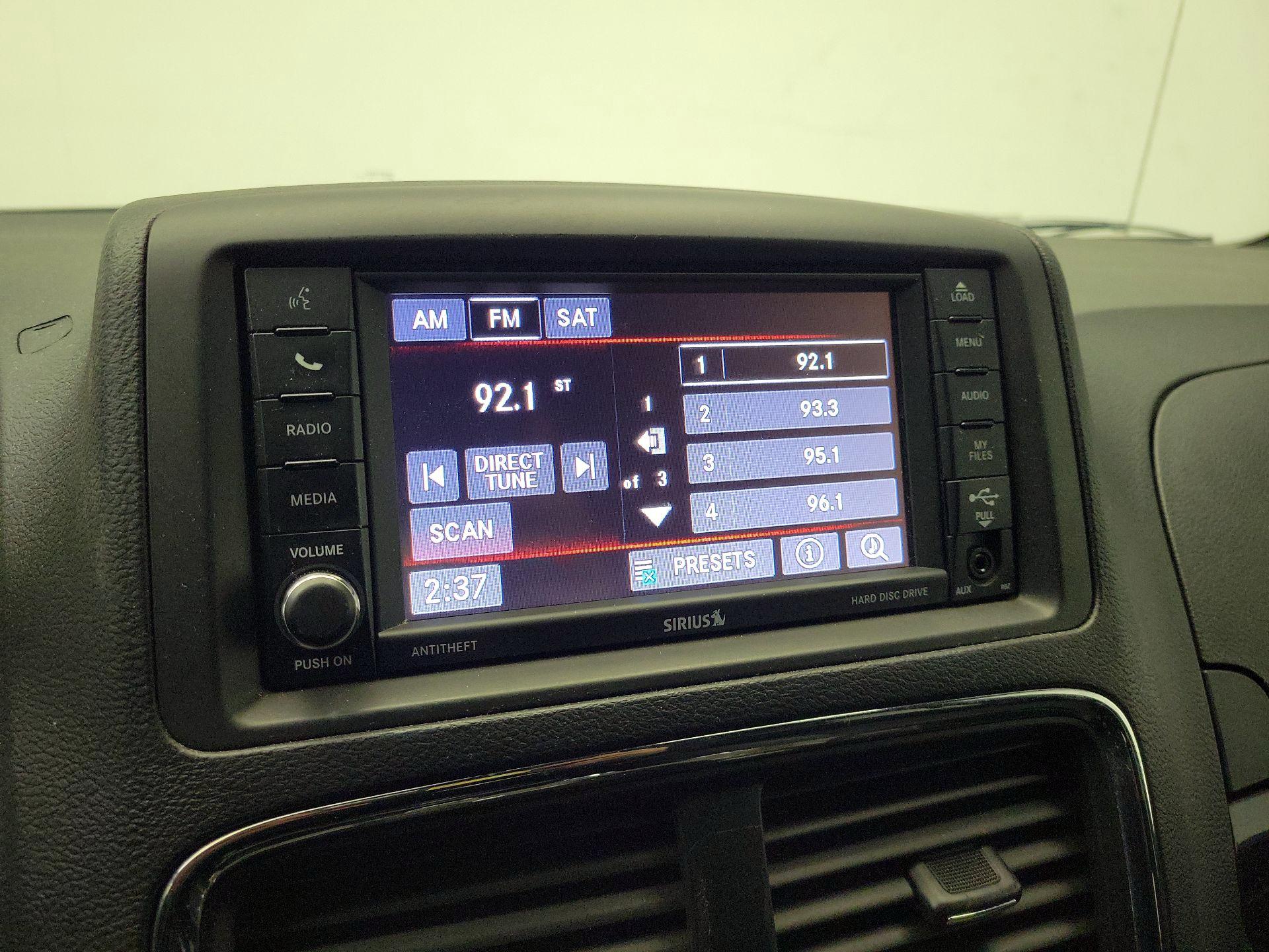 Thumbnail: 2017 Dodge Grand Caravan - 15