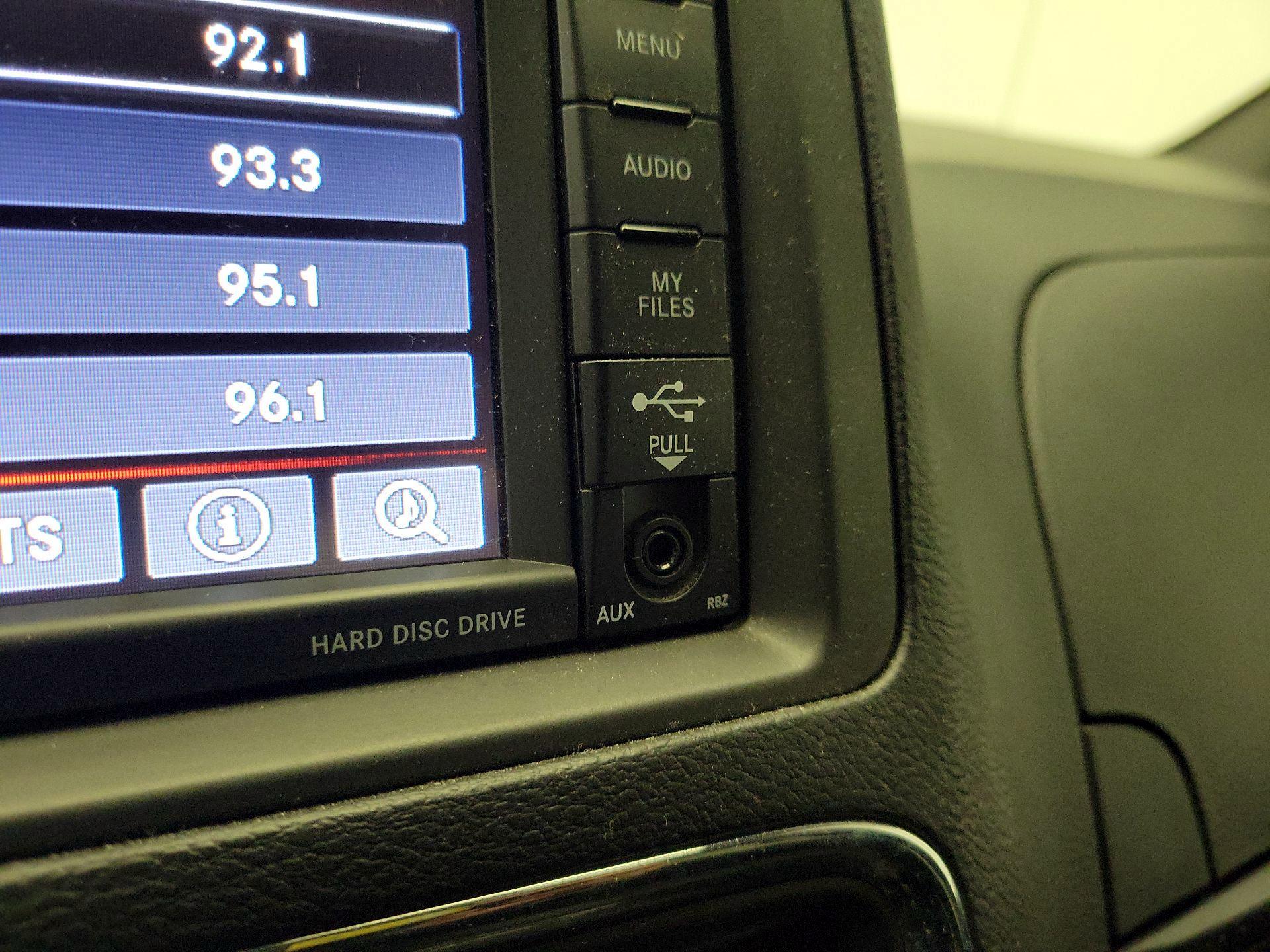 Thumbnail: 2017 Dodge Grand Caravan - 18