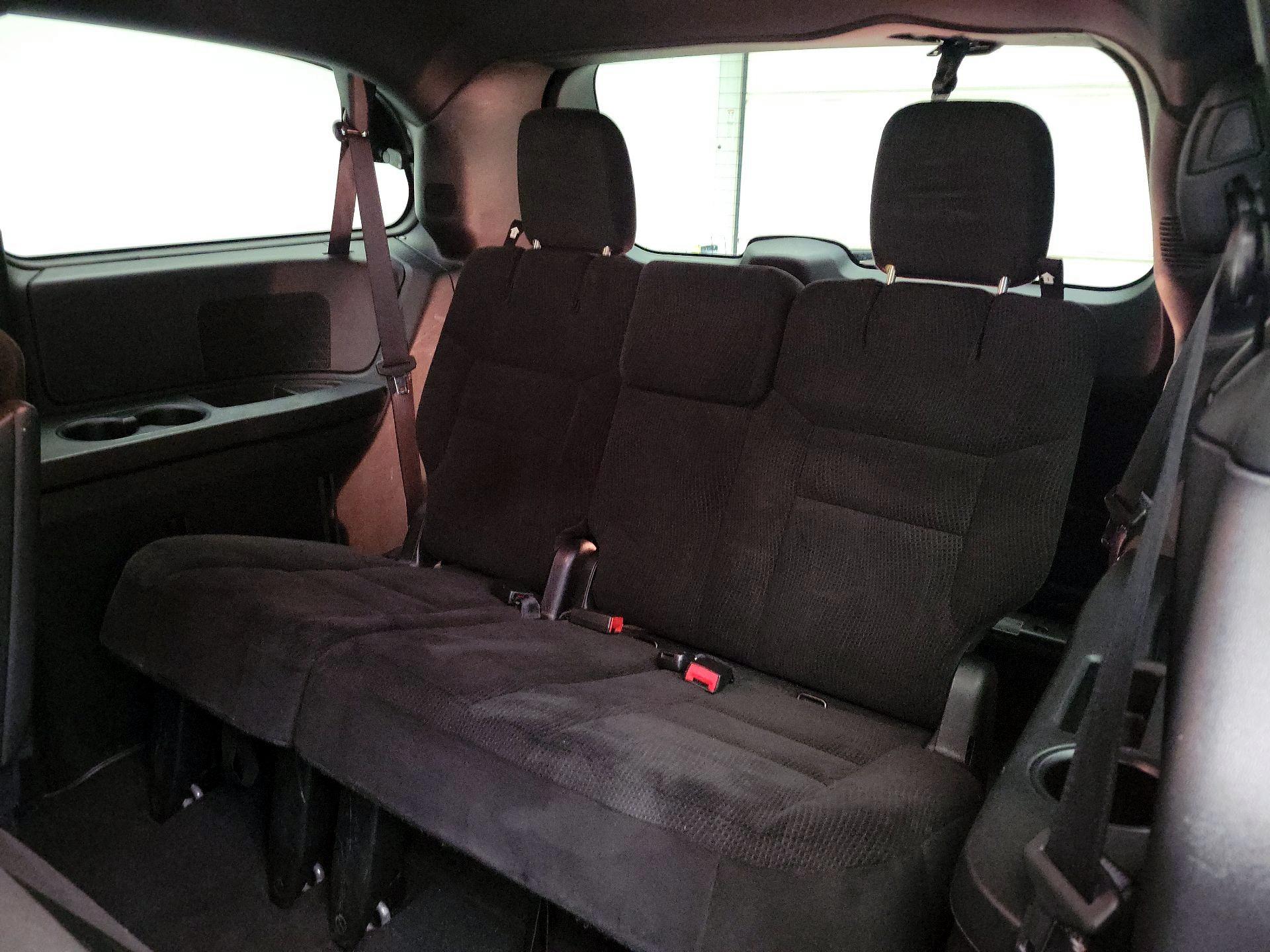 Thumbnail: 2017 Dodge Grand Caravan - 20