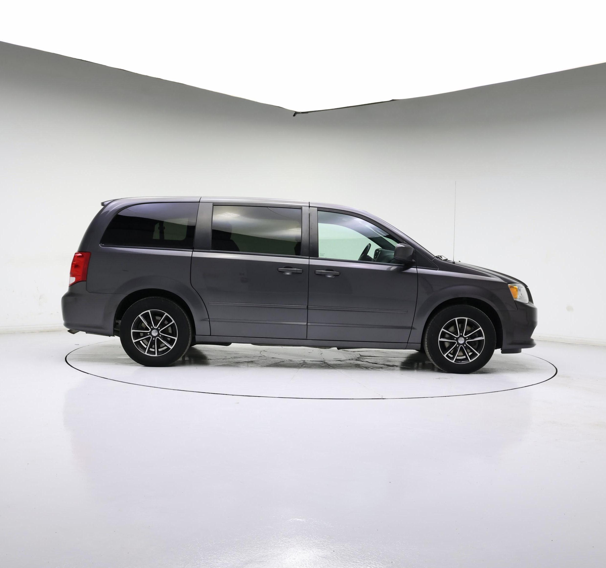 Thumbnail: 2017 Dodge Grand Caravan - 7