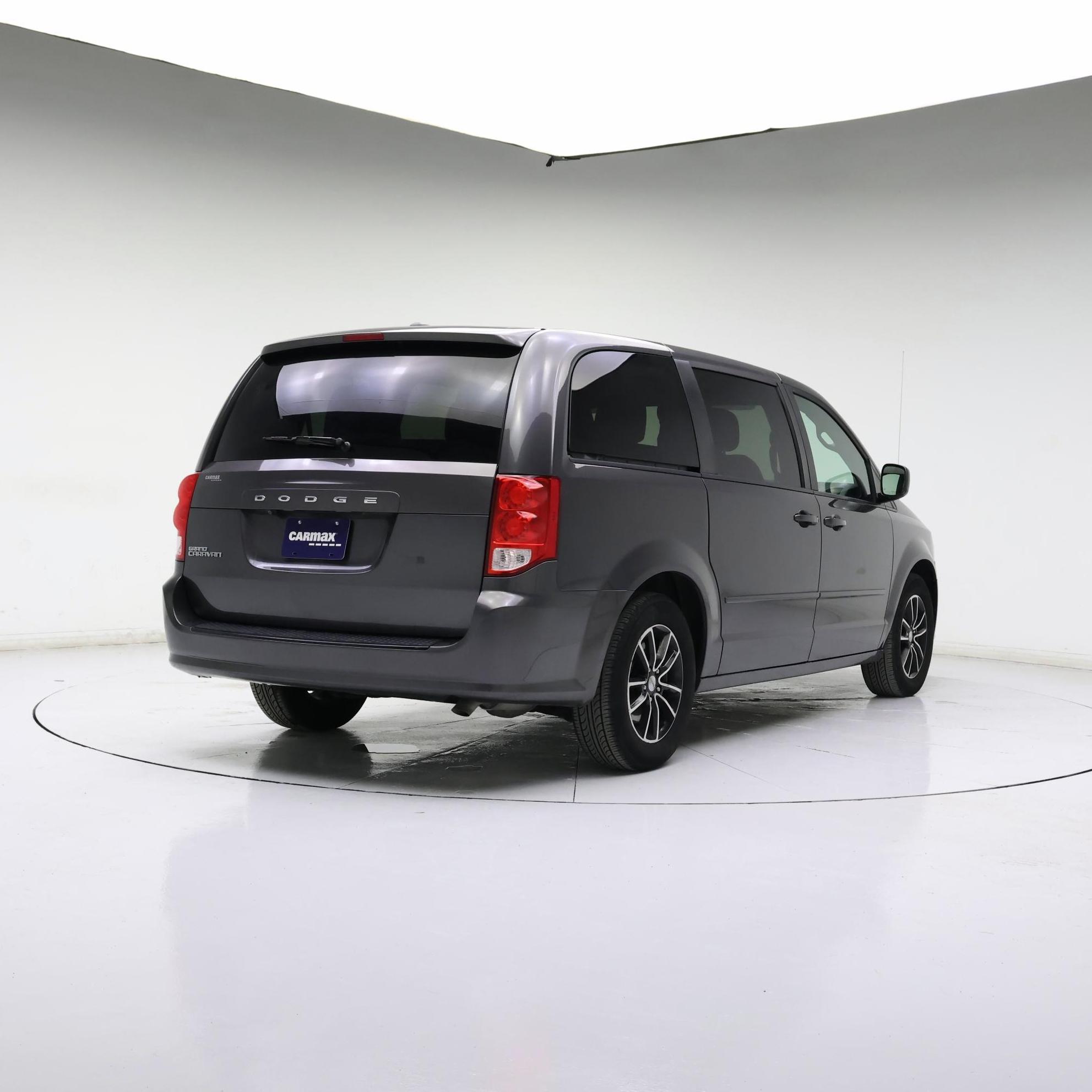 Thumbnail: 2017 Dodge Grand Caravan - 8