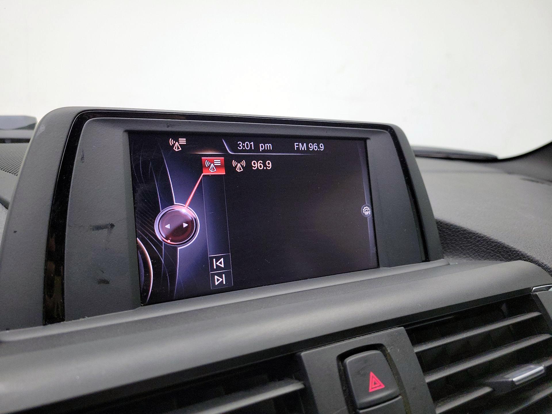 Thumbnail: 2016 BMW 2 Series - 14