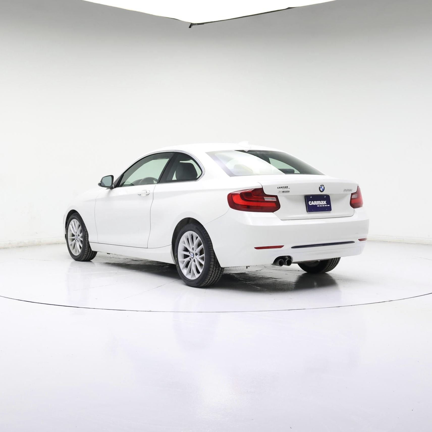 Thumbnail: 2016 BMW 2 Series - 2