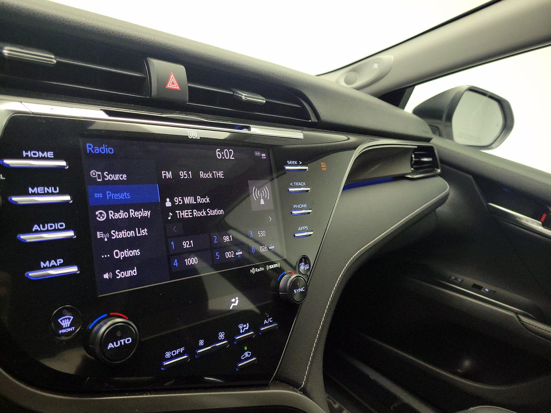 Thumbnail: 2020 Toyota Camry - 16