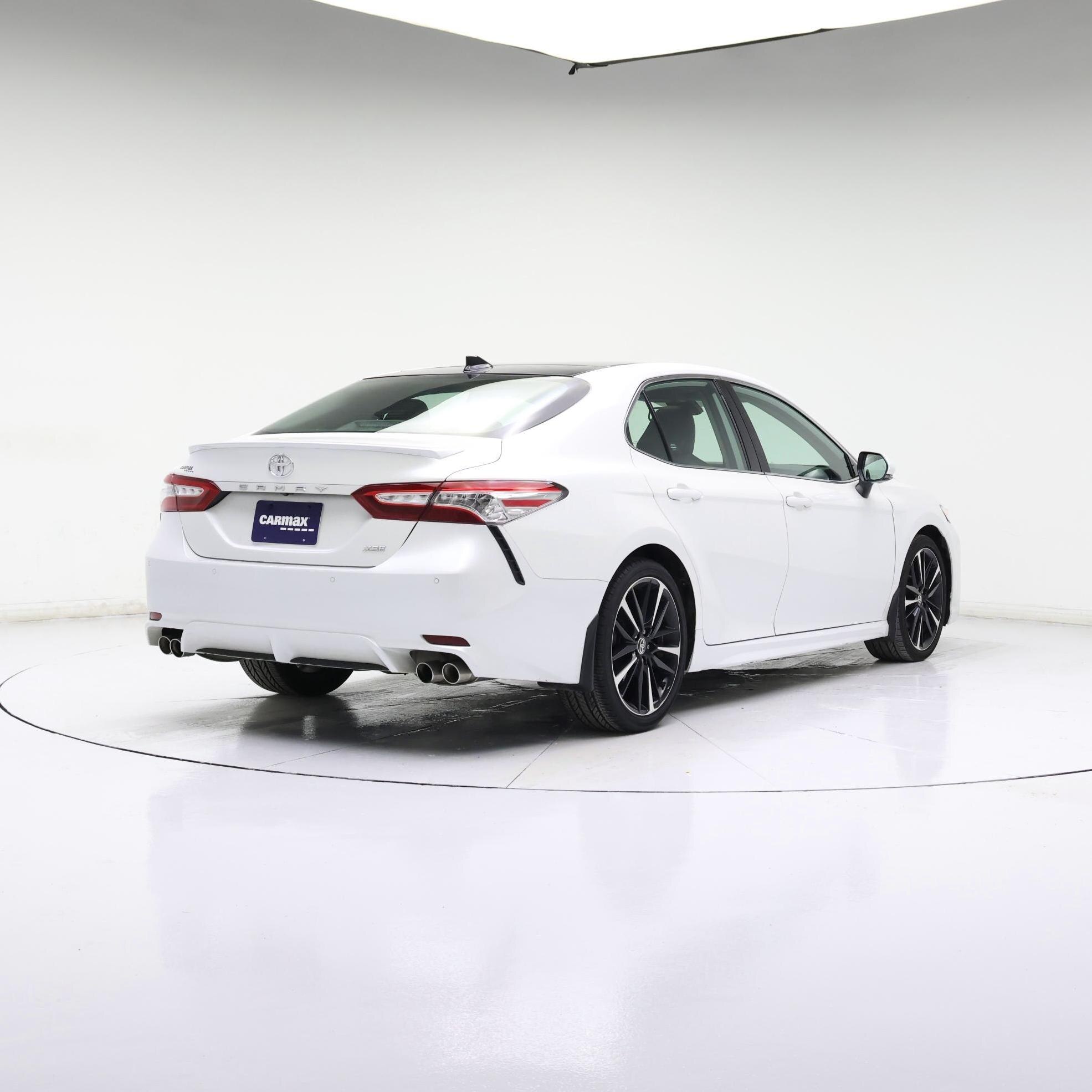 Thumbnail: 2020 Toyota Camry - 8