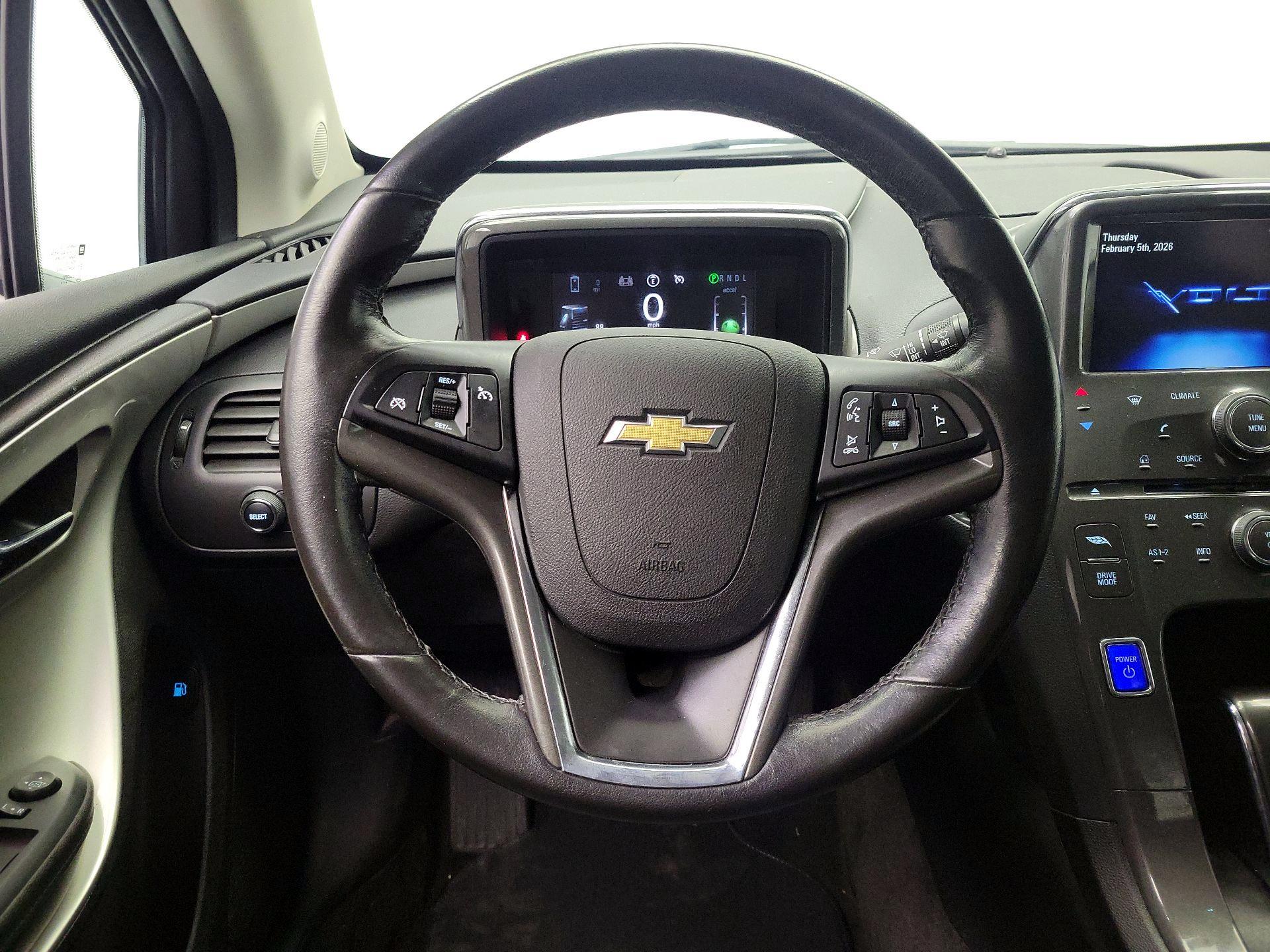 Thumbnail: 2015 Chevrolet Volt - 10