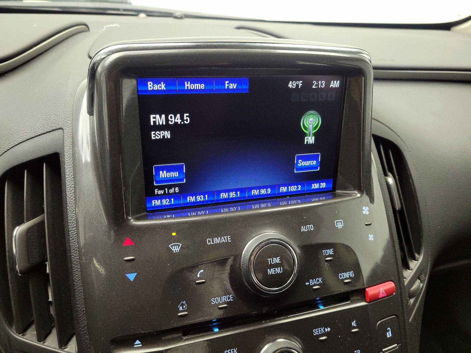 Thumbnail: 2015 Chevrolet Volt - 15