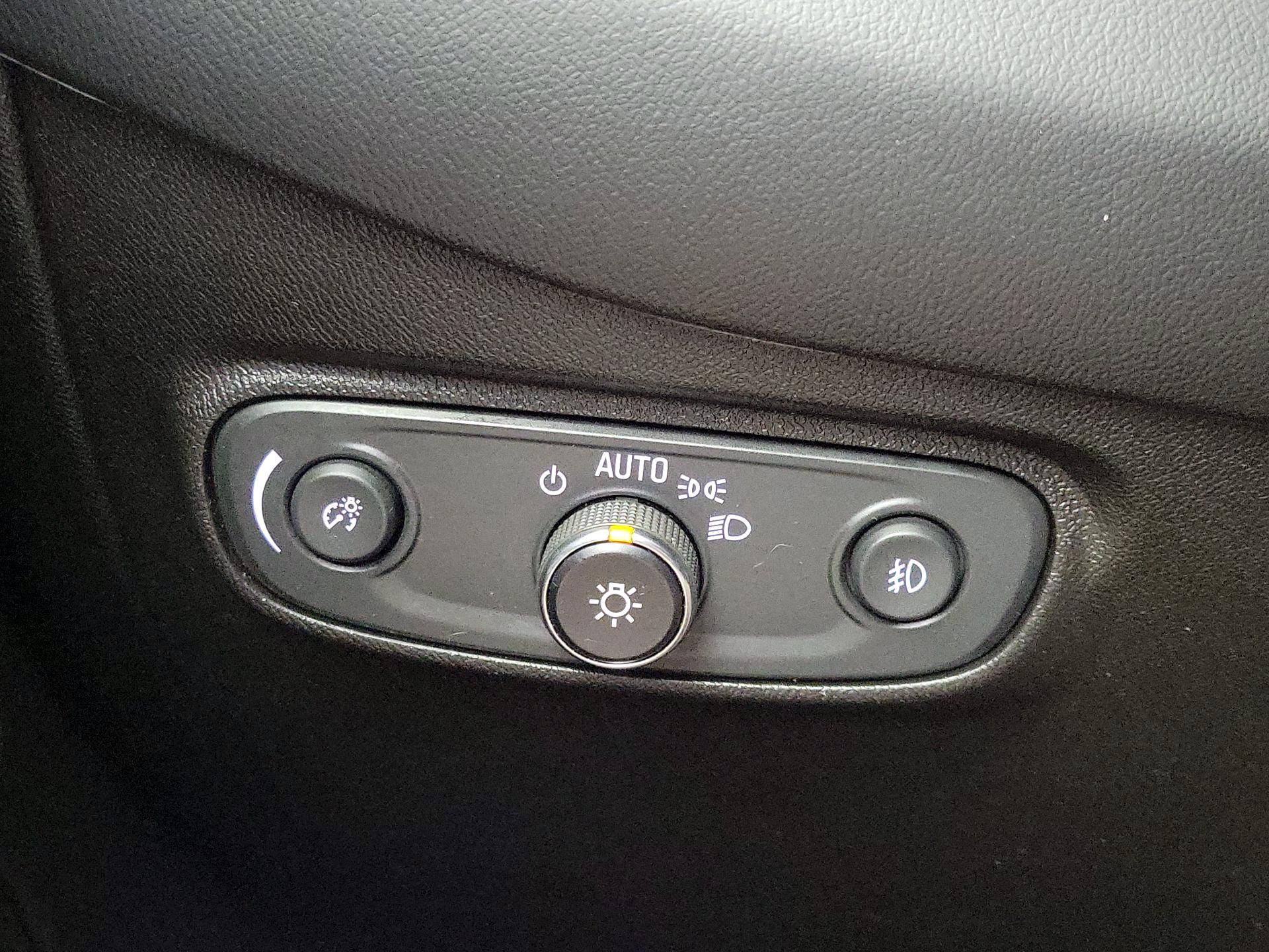 Thumbnail: 2021 Chevrolet Equinox - 13