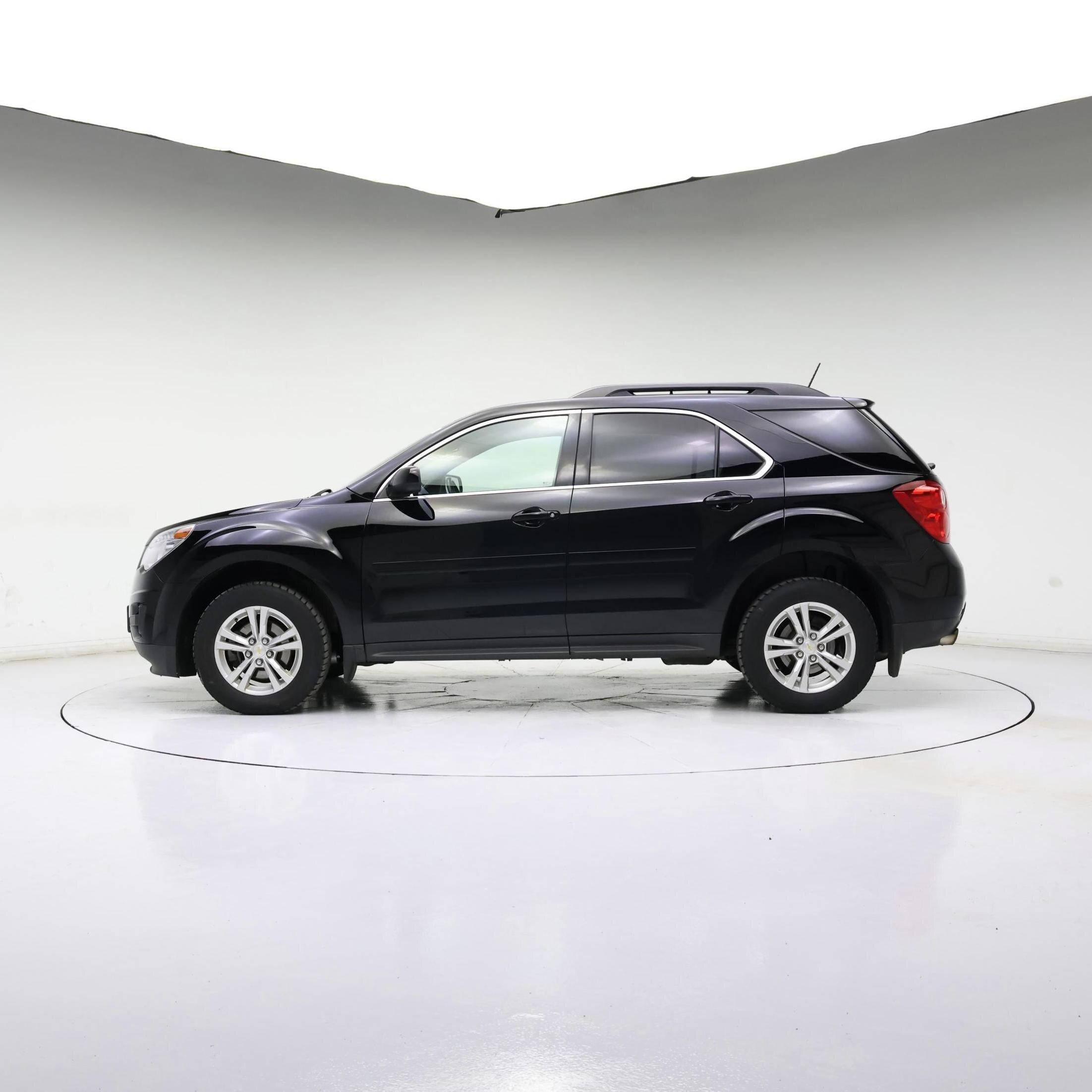Thumbnail: 2015 Chevrolet Equinox - 3