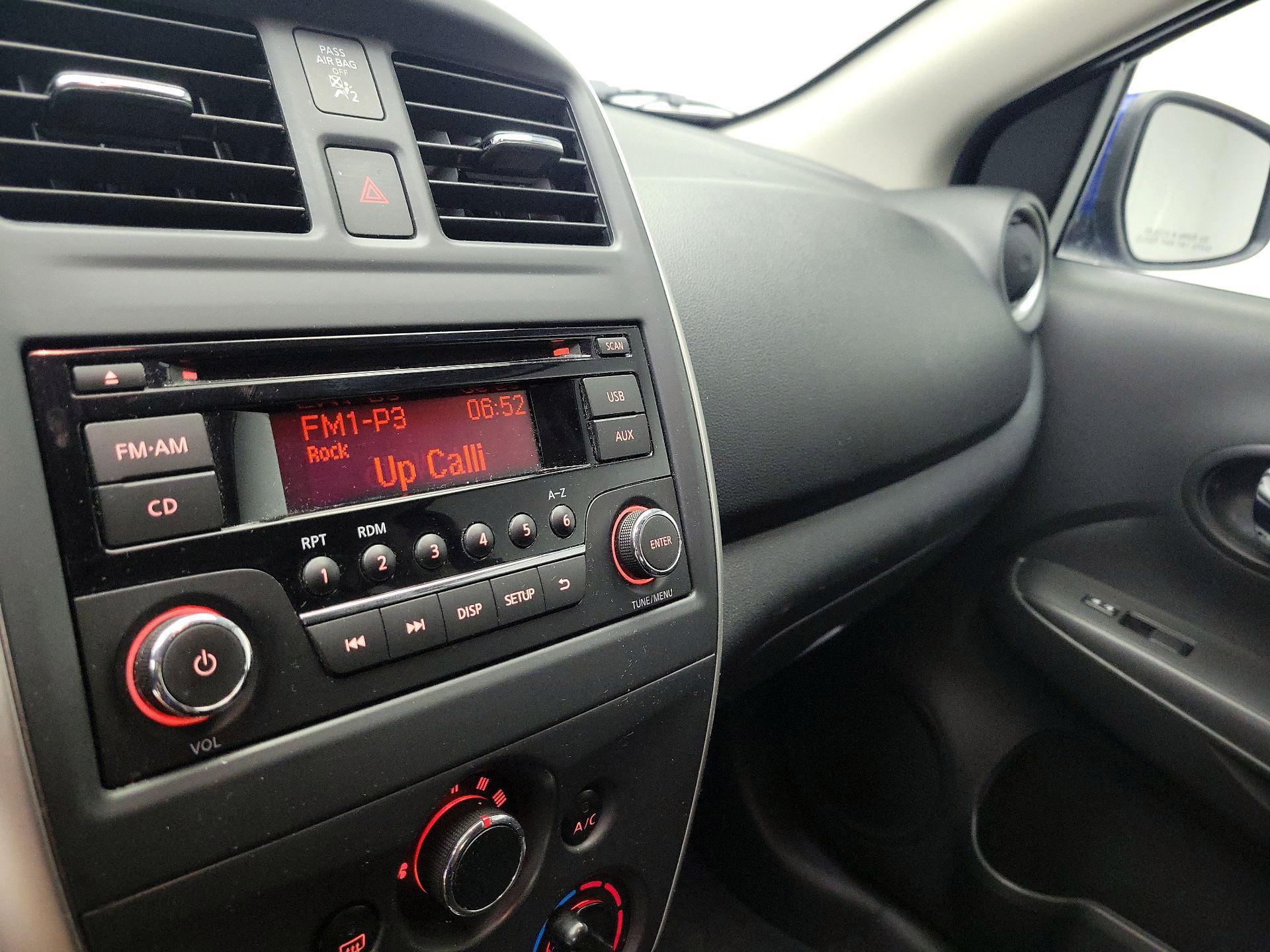 Thumbnail: 2016 Nissan Versa - 14