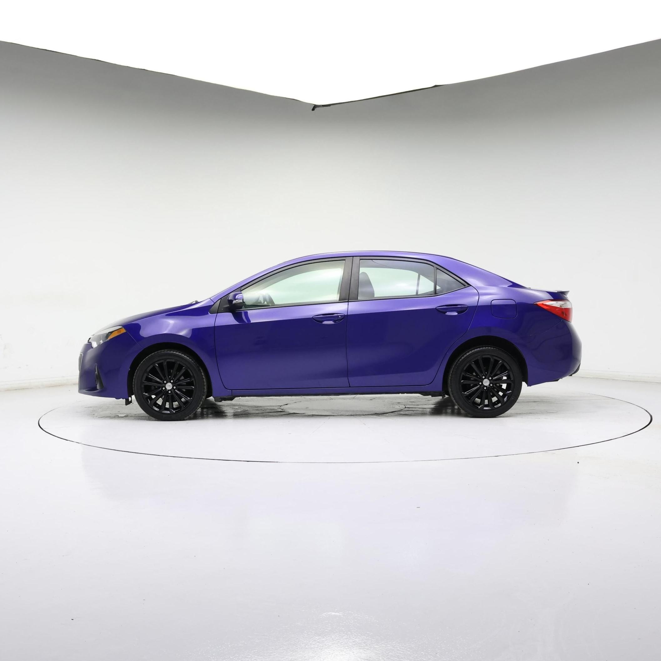 Thumbnail: 2015 Toyota Corolla - 3