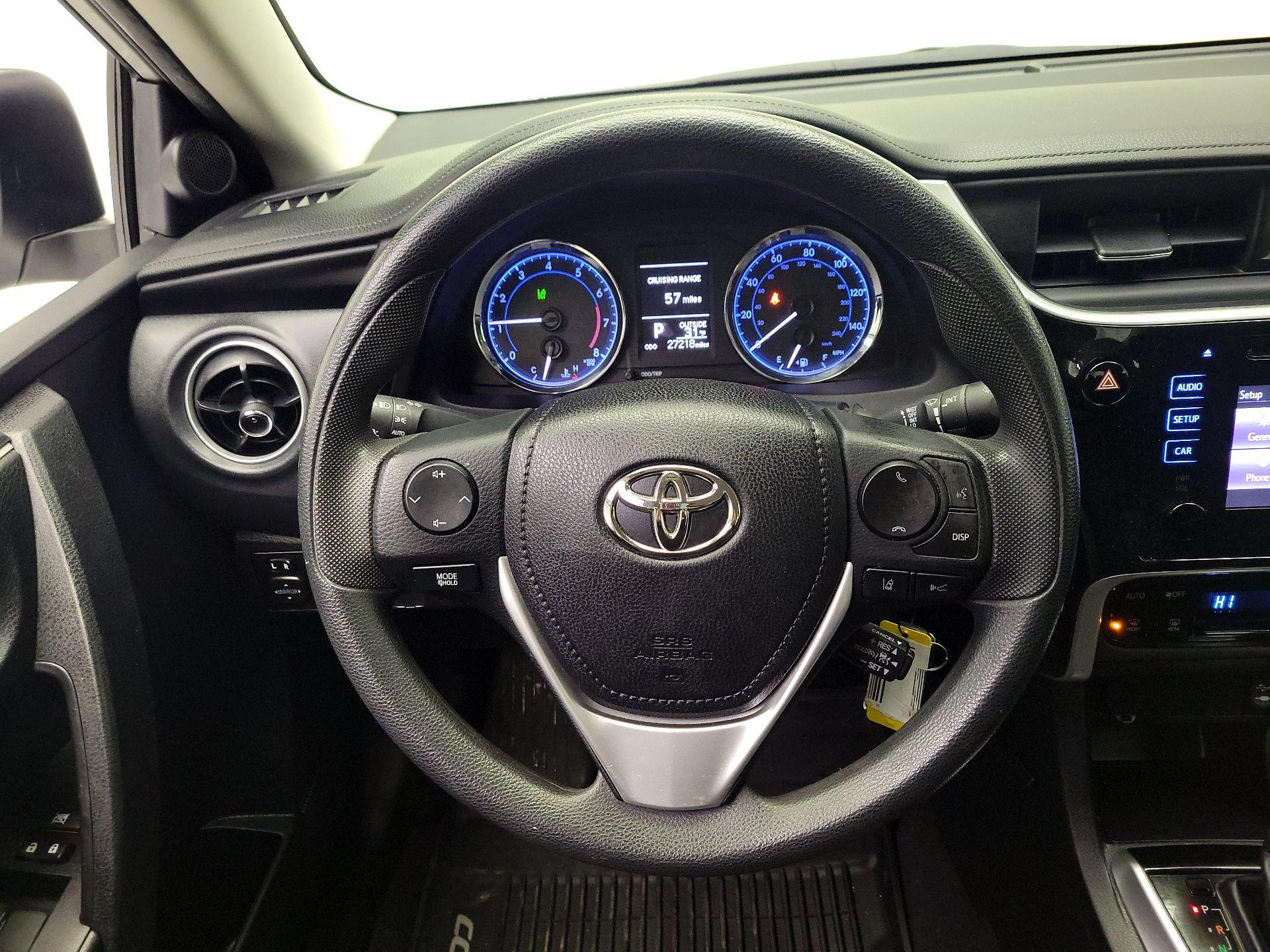 Thumbnail: 2019 Toyota Corolla - 10