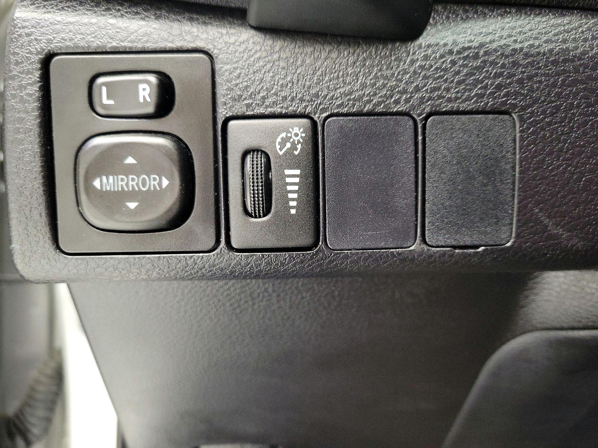 Thumbnail: 2019 Toyota Corolla - 13