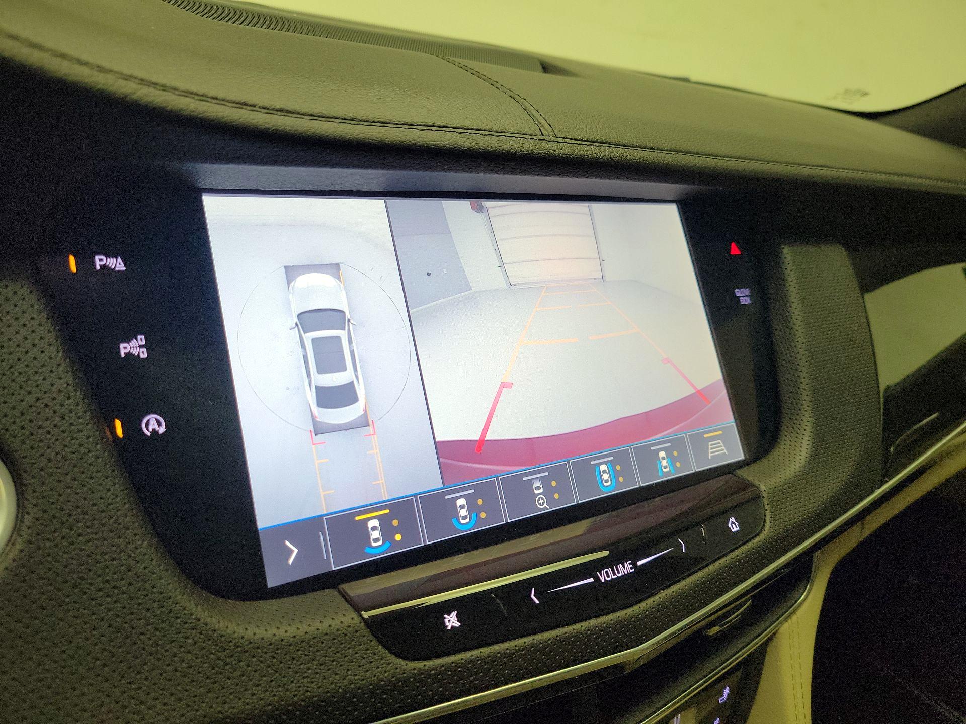 Thumbnail: 2019 Cadillac CT6 - 14